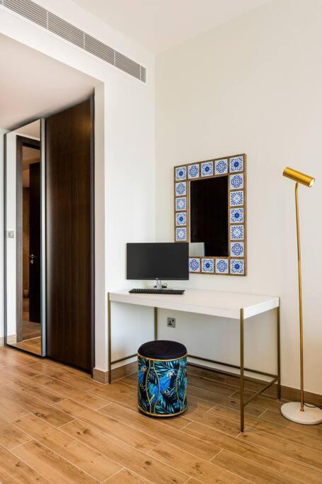 Mesmerizing 1br Full Marina View At Marina Gate