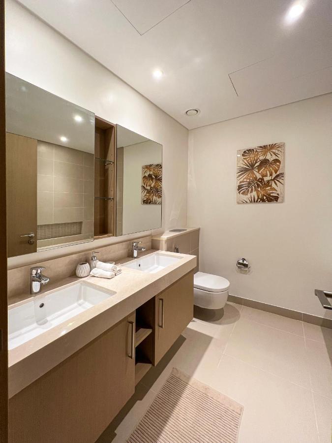 Plush Homes - Panoramic Beach View Chic 2 Bedroom In Marina Apartamento