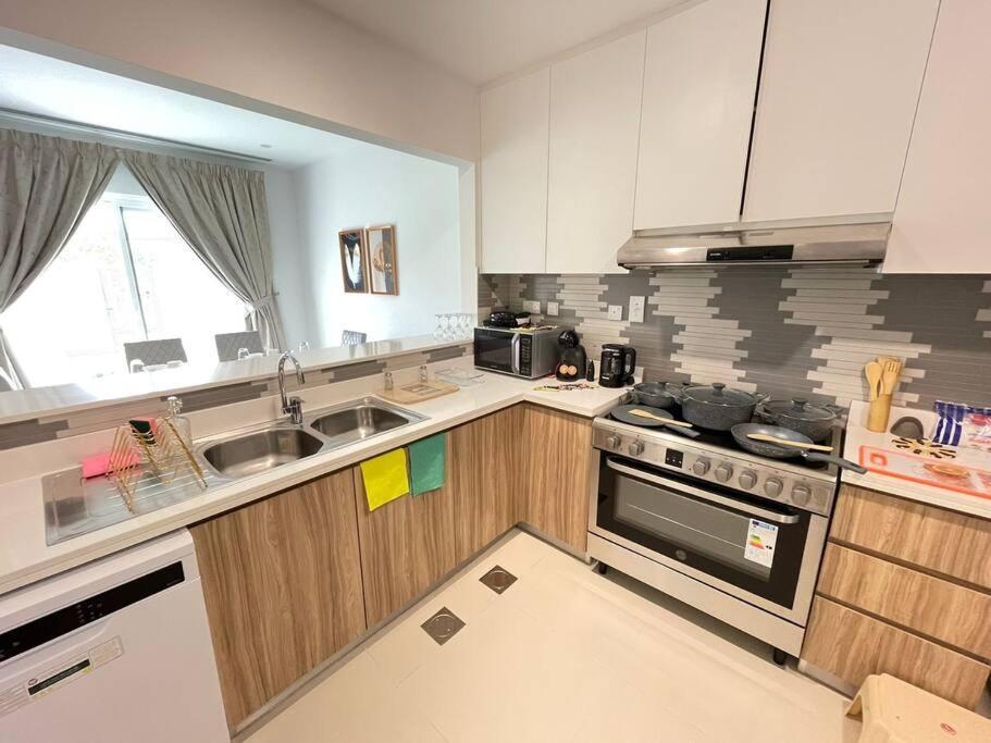 Villa Elite Inn: Amaranta75
