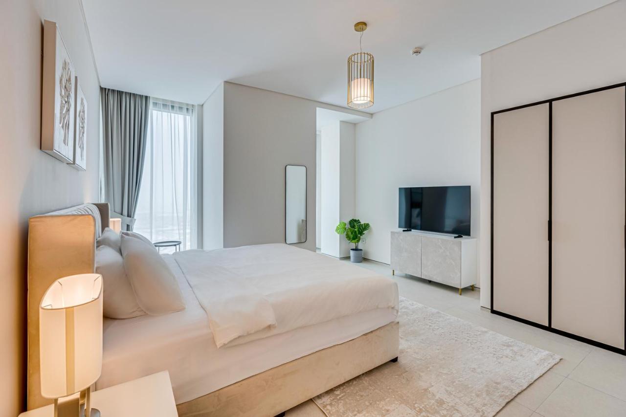 In Address Residence, 2br The 69th Floor *