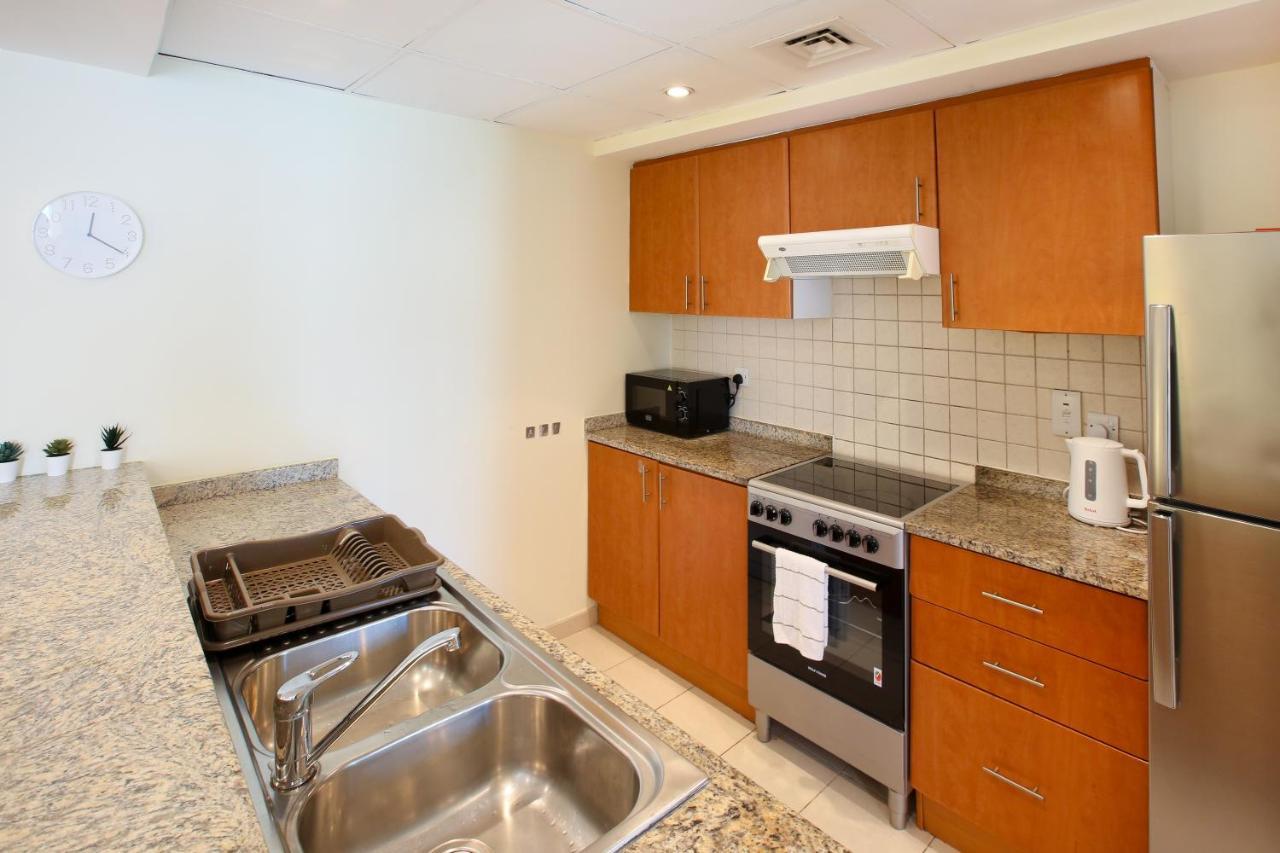 Apartamento Koala & Tree - Luxurious 1br In The Greens, Stays Up To 4 !! Dubai