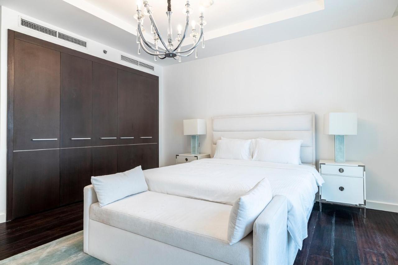 Central Place 2br Limestone House, Link To Ritz & Gate Ave Dubai