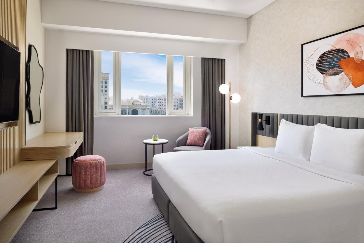 Crowne Plaza - Jumeirah By Ihg Hotel