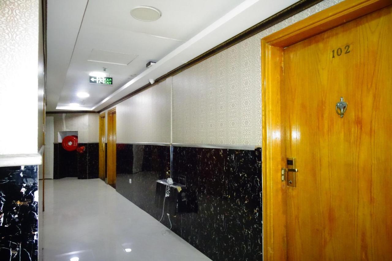 Otel Super Oyo 945 Dream Touch Dubai