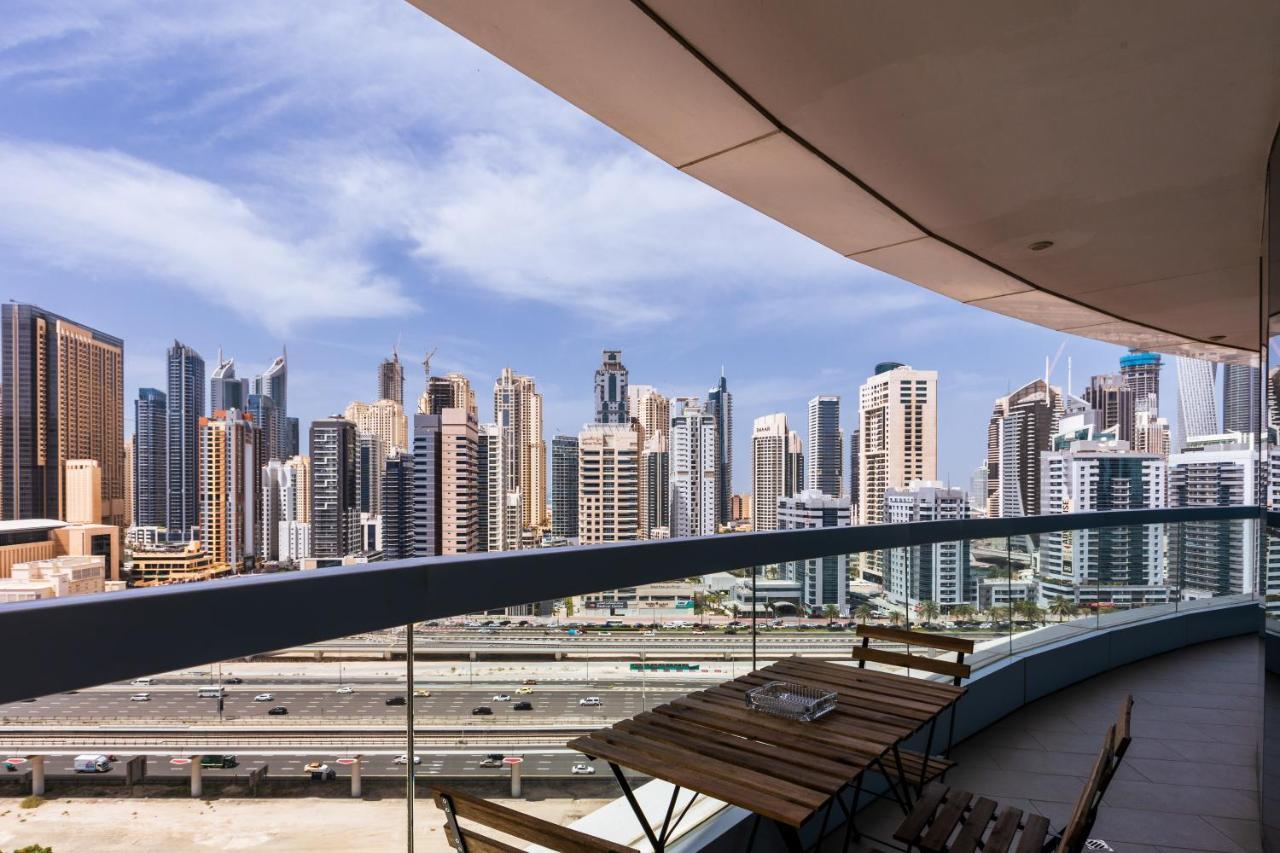 Apartment 180° Sheik Zayed Road Balcony Views 2br In Jlt *