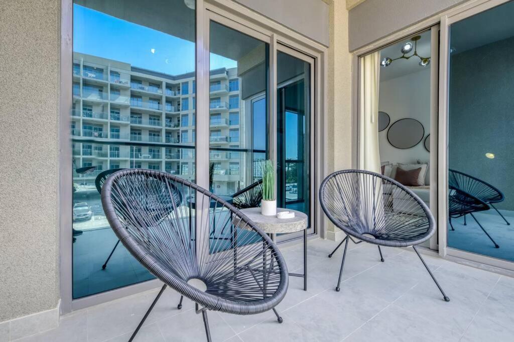 Chic Spacious 1 Bedroom In South. Dubai