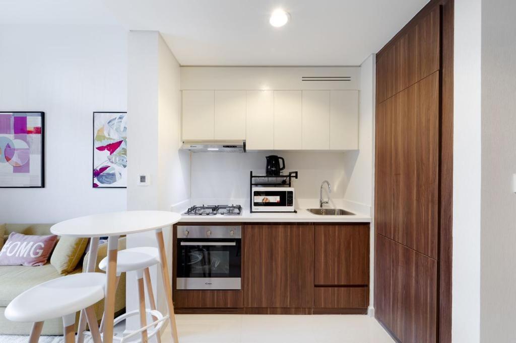 Cozy One Bedroom With Burj-khalifa View Apartment