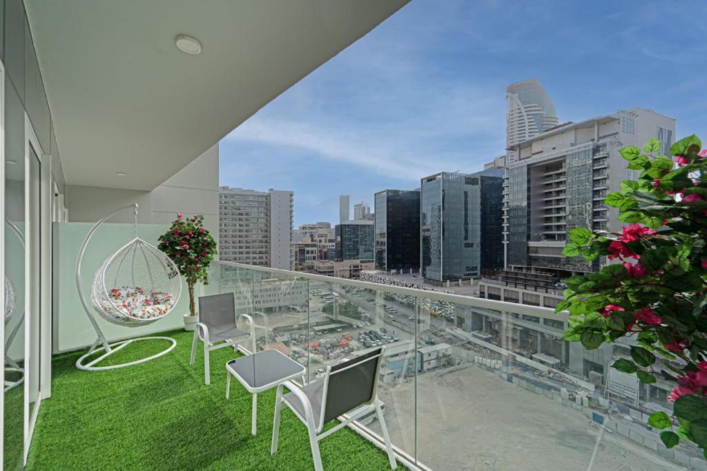 Cozy One Bedroom With Burj-khalifa View Apartment