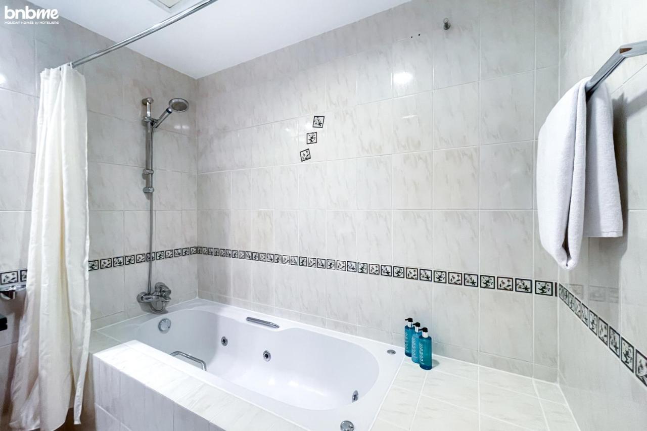Apartamento Bnbmehomes - Sit Back & Enjoy Seeing The Luxury Yachts Drive By - B67