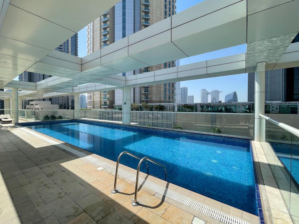 Beautiful & Bright 2br + Kids - 7min To Mall Apartment