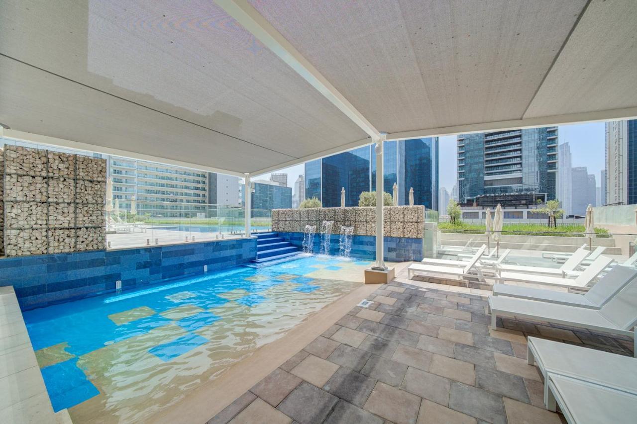 Brand New 1br - Business Bay - Burj Khalifa View 1303 Apartment Dubai