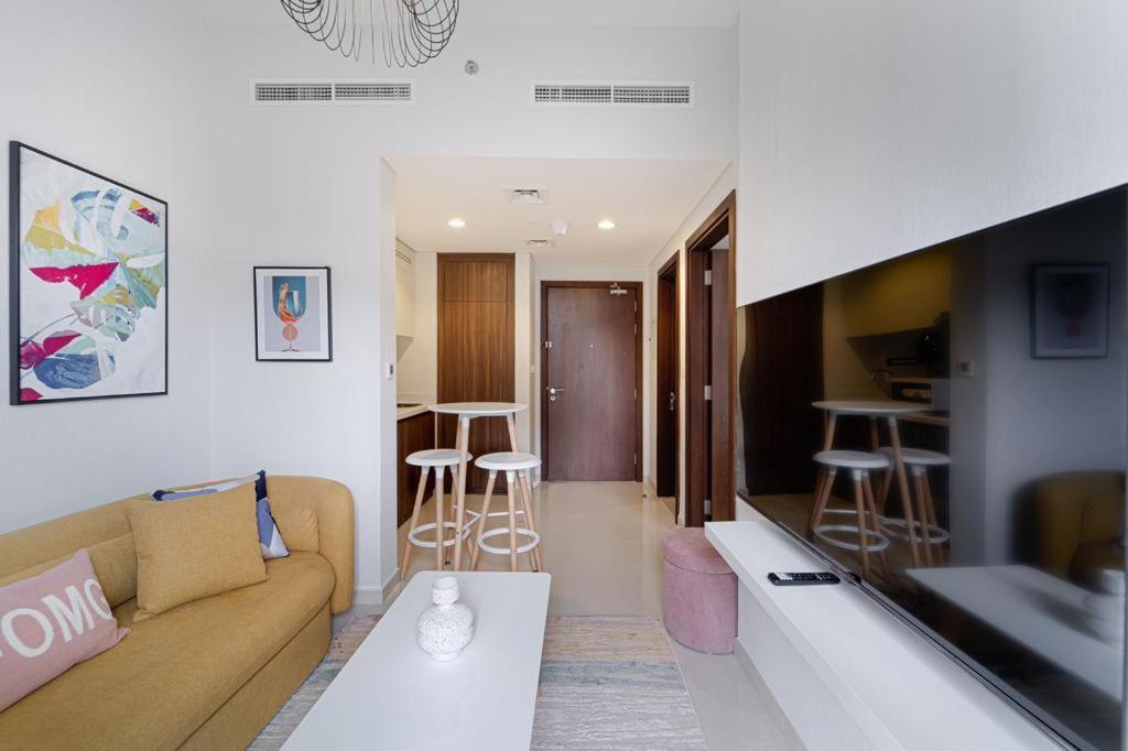 Cozy One Bedroom With Burj-khalifa View Apartment Dubai