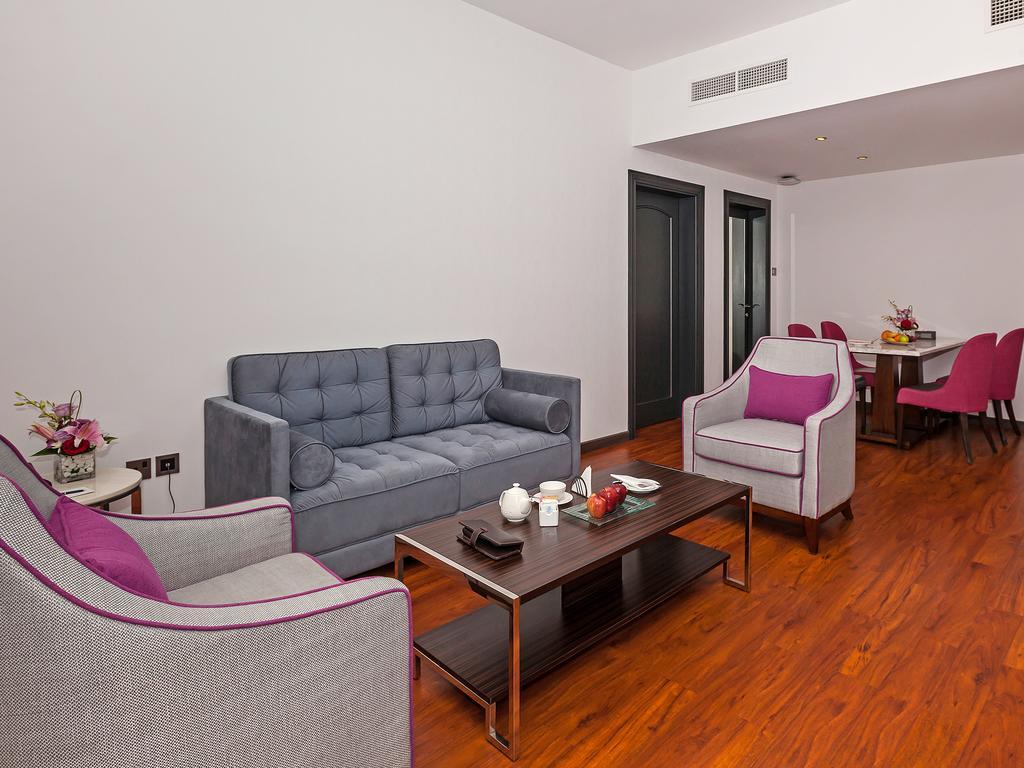 Howard Johnson Plaza By Wyndham Deira Hotel