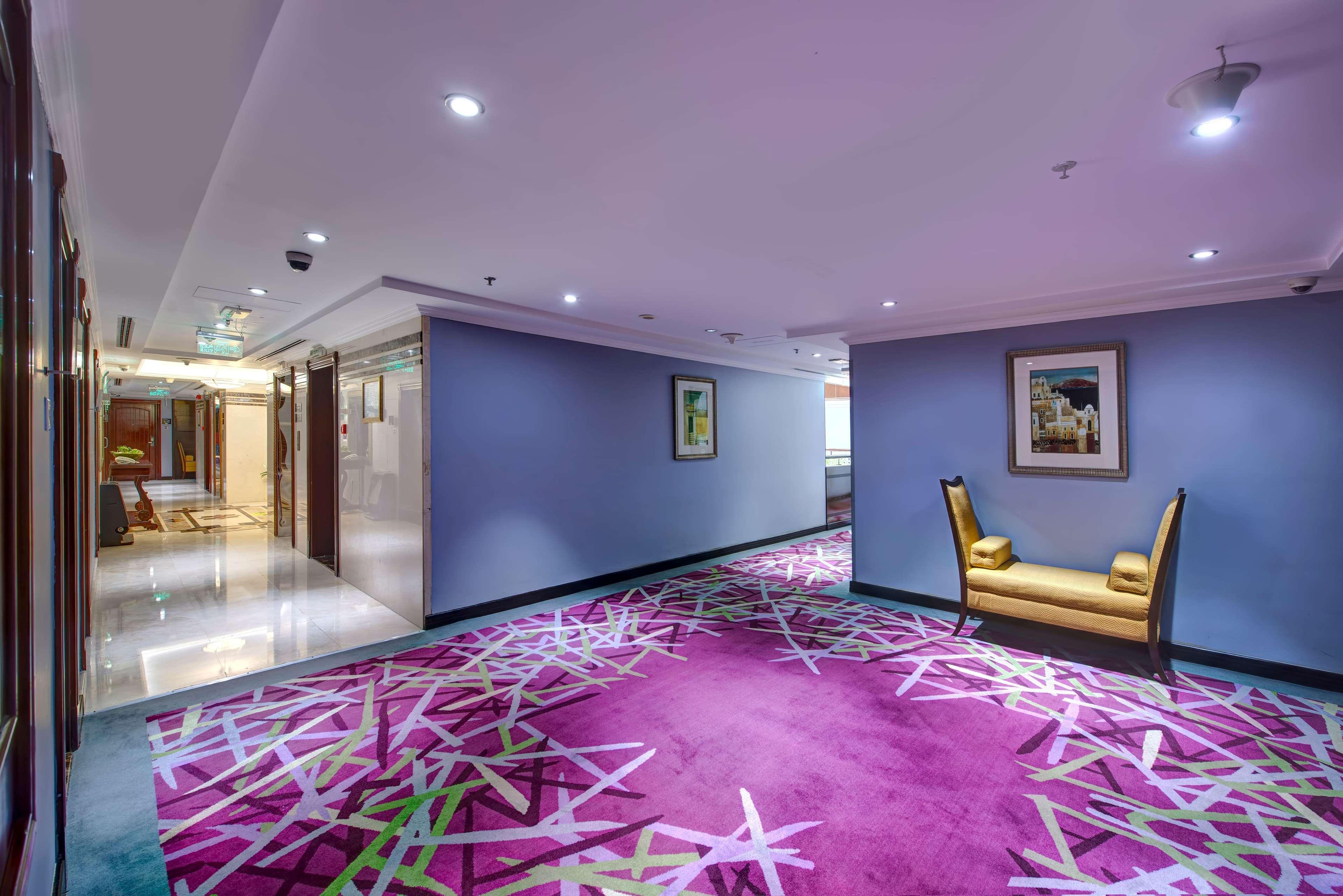 Howard Johnson Plaza By Wyndham Deira Dubai