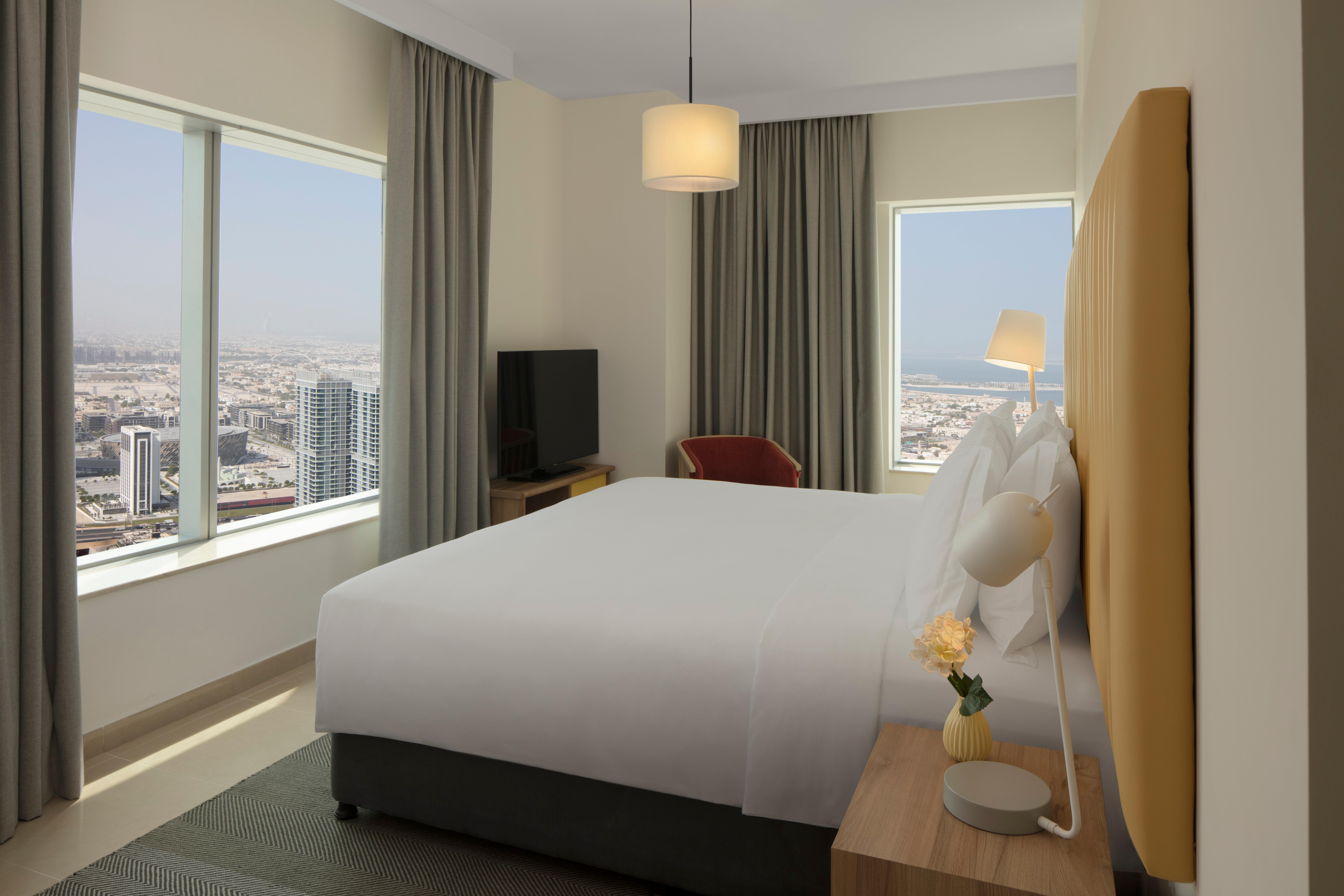Staybridge Financial Centre By Ihg Hotel 4*