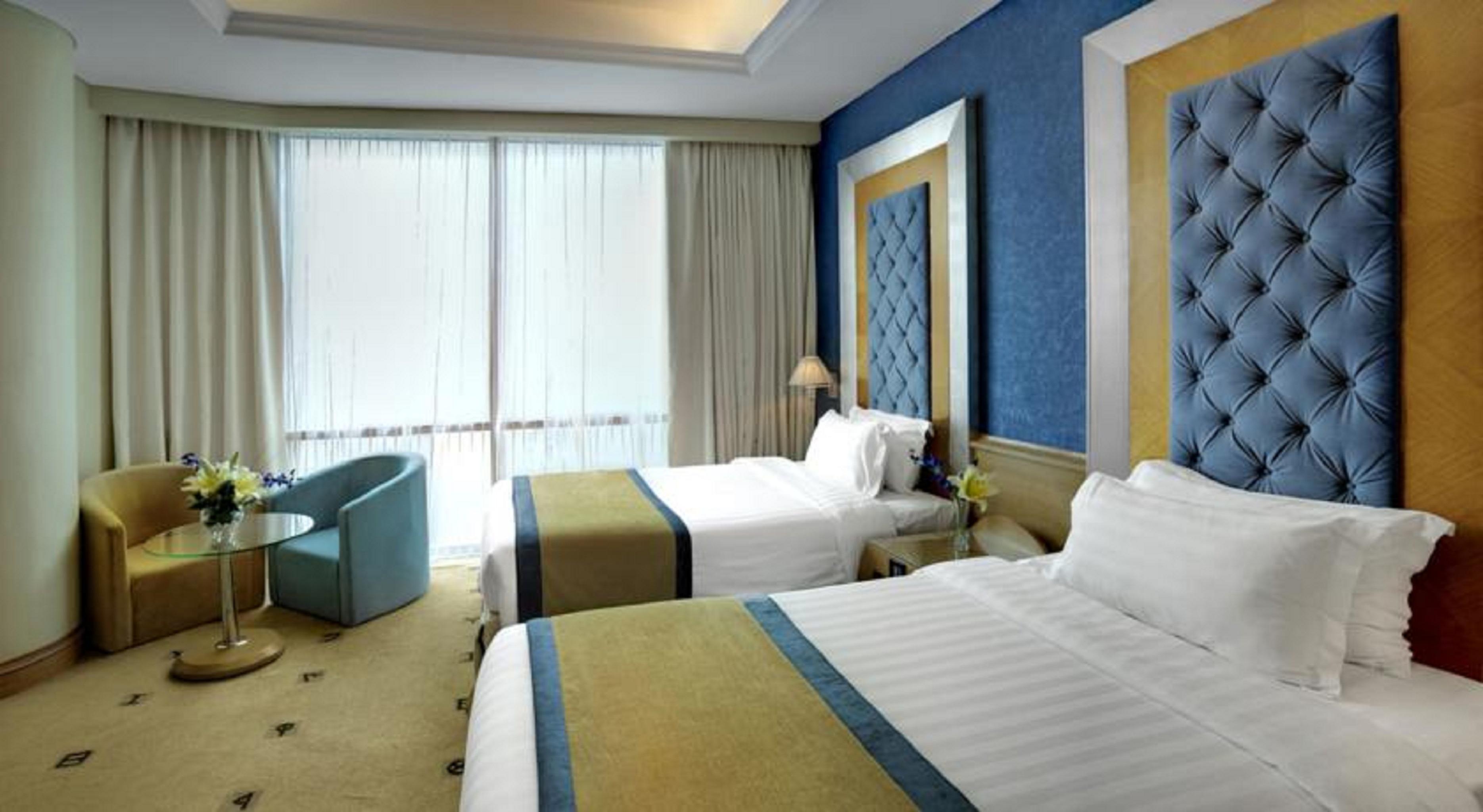 Social Hotel