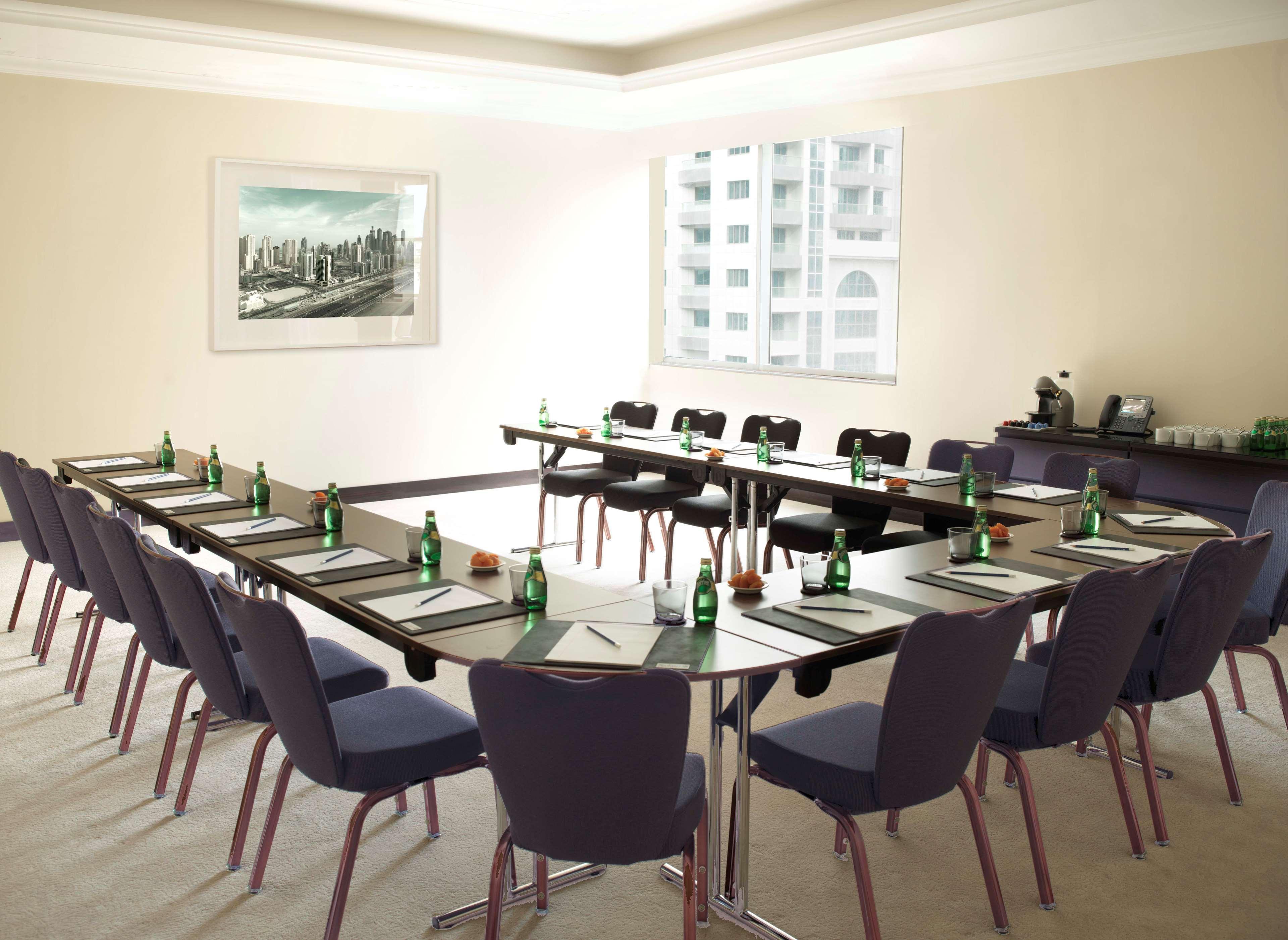 Aparthotel Radisson Blu Residence, Marina Dubai