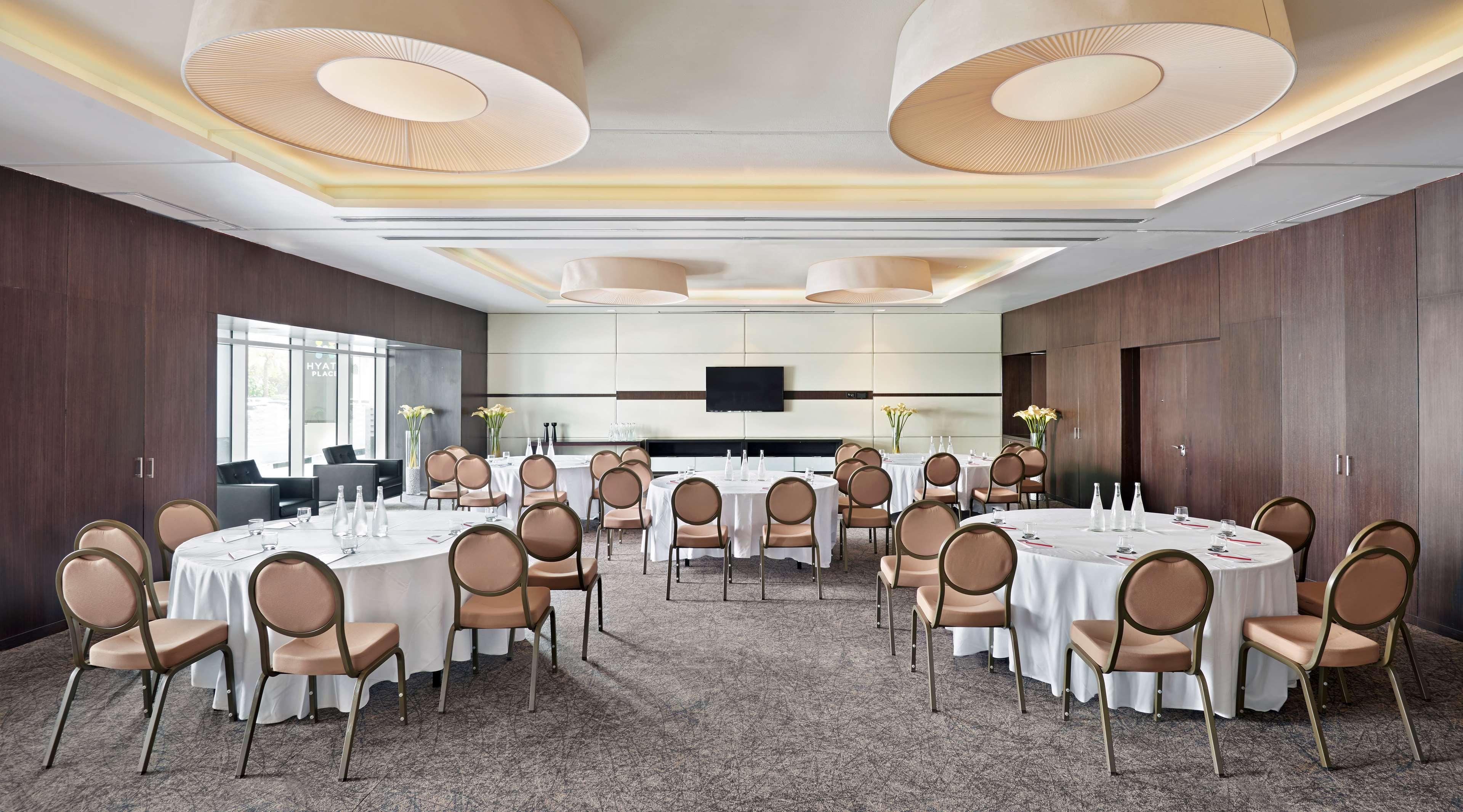 Hyatt Place Al Rigga Hotel
