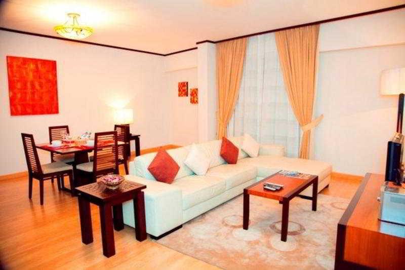 Park Dubai, An Edge By Rotana Aparthotel 4*