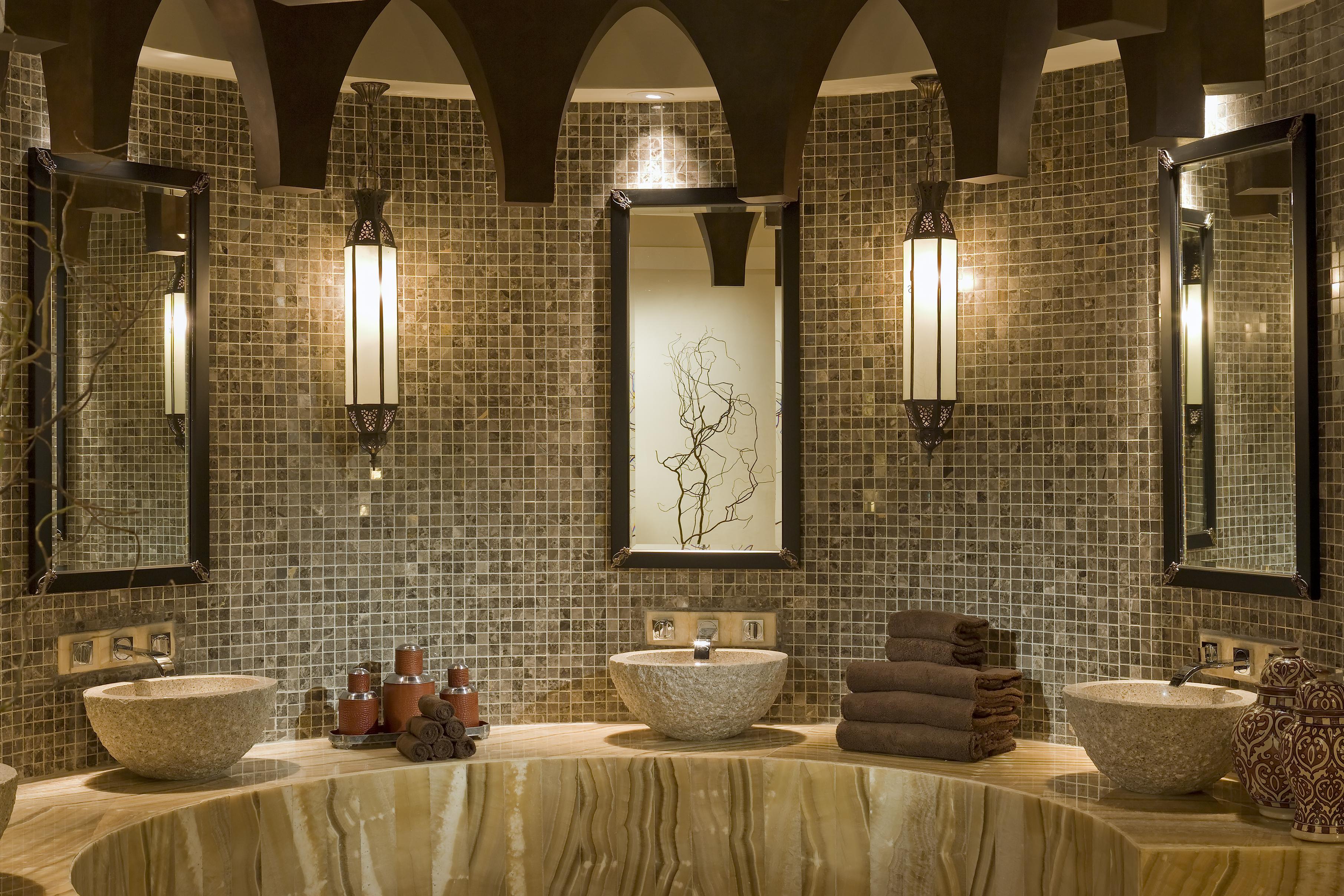 Palace Downtown Hotel 5*
