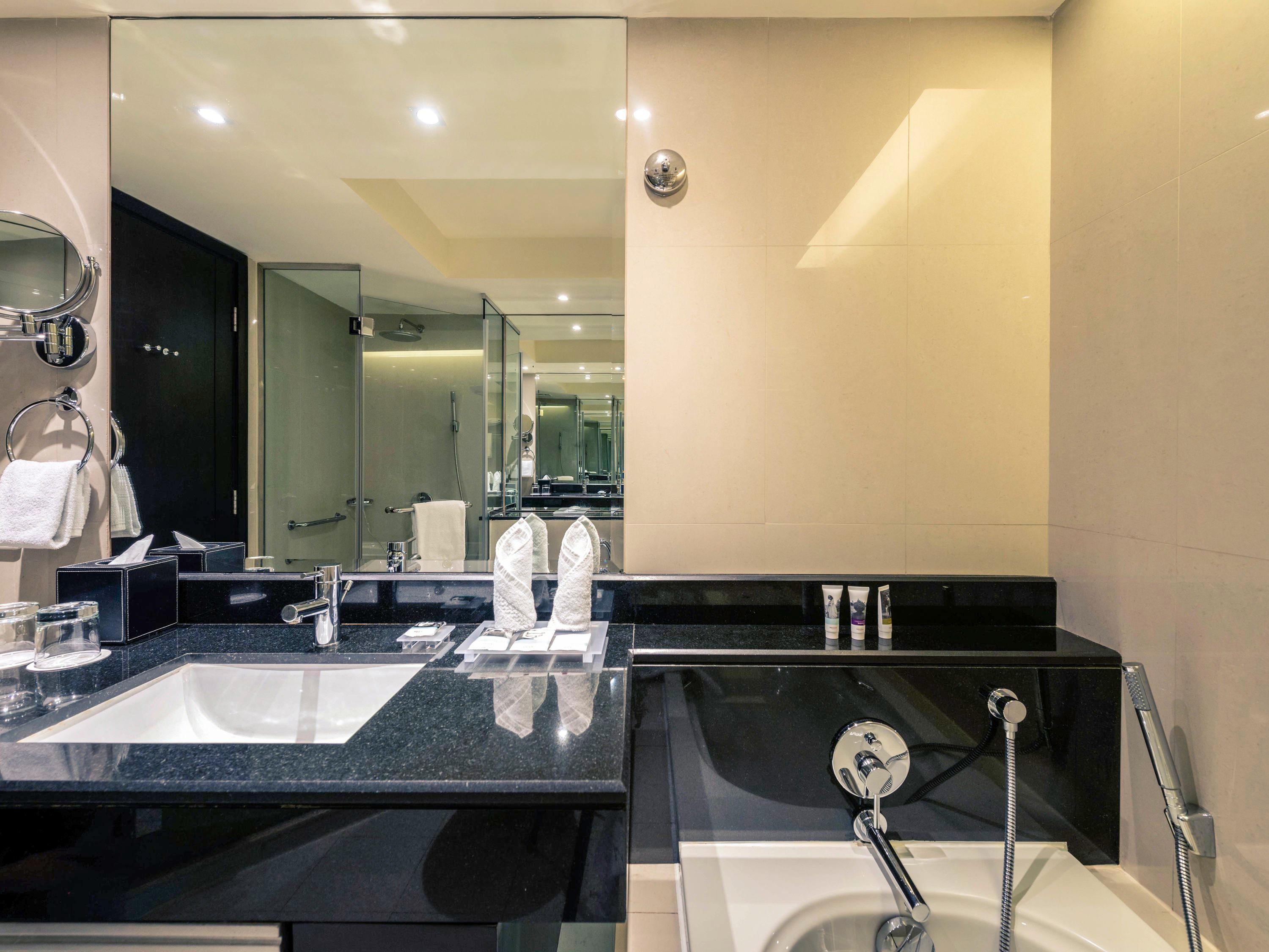 Crowne Plaza - Jumeirah By Ihg 5*