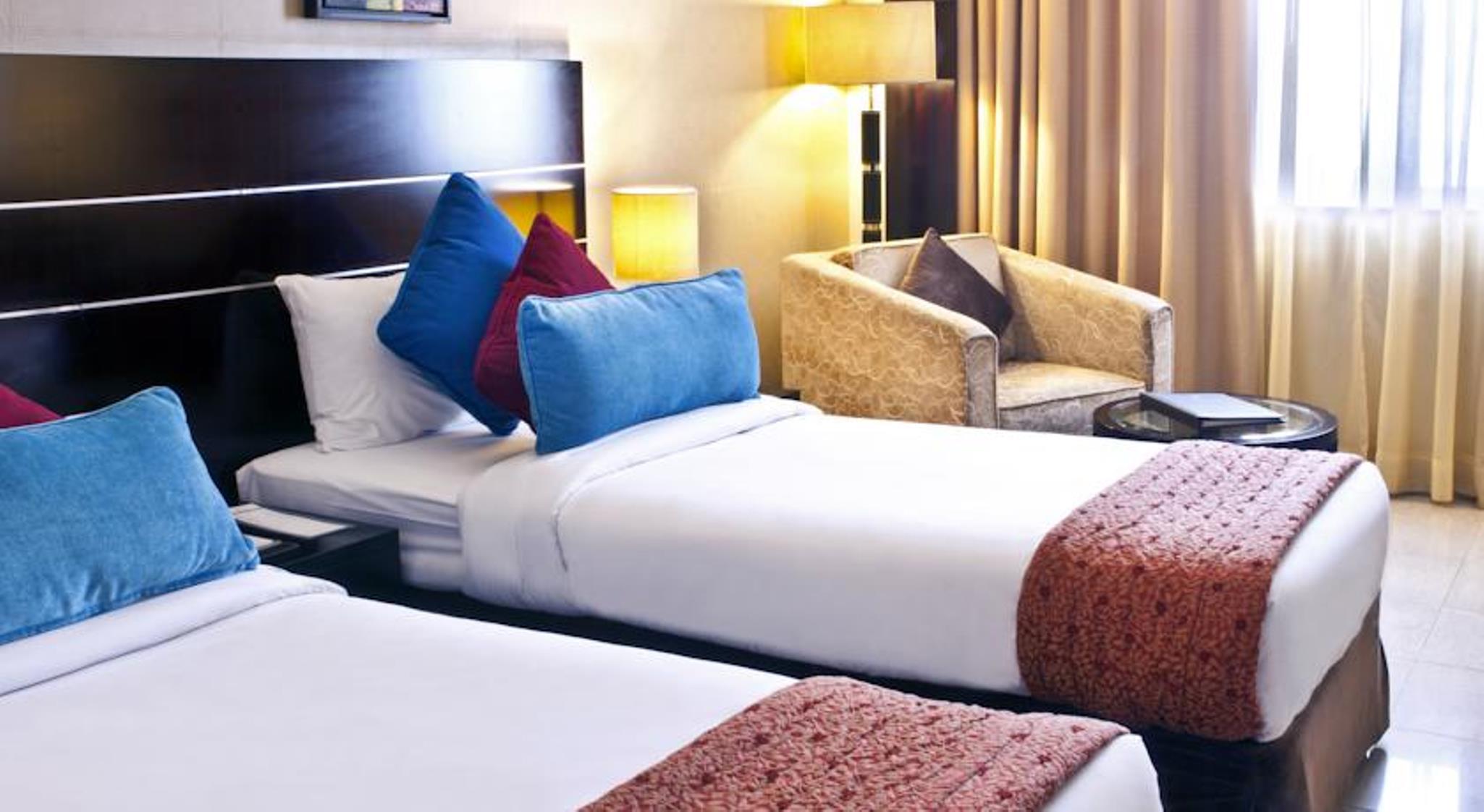 Landmark Riqqa Otel 4*