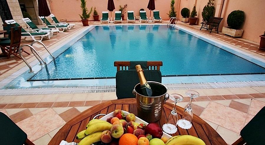 Carlton Tower Hotel Dubai