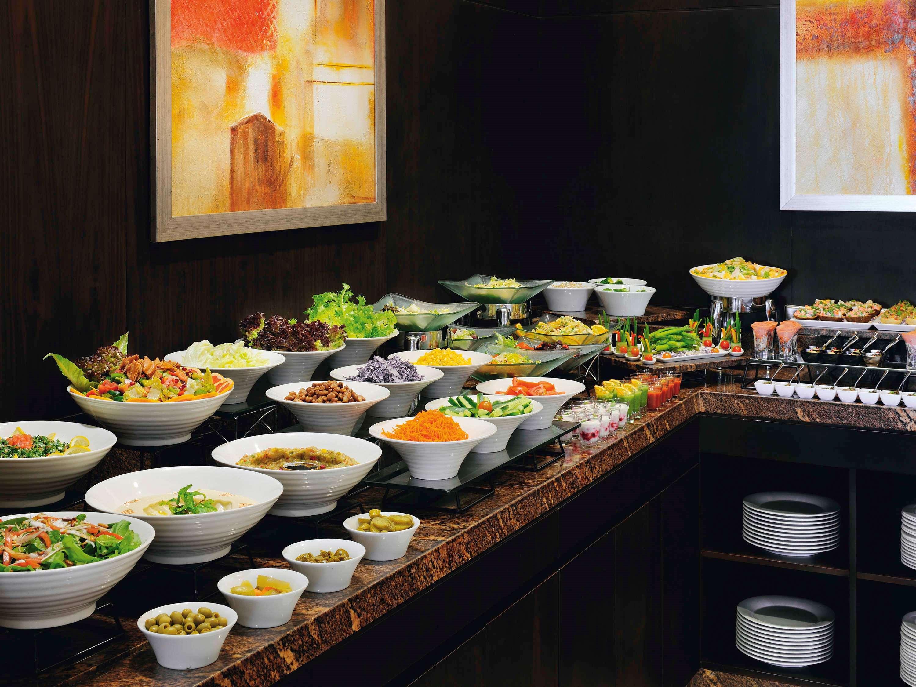 Moevenpick Al Mamzar 5* Dubai