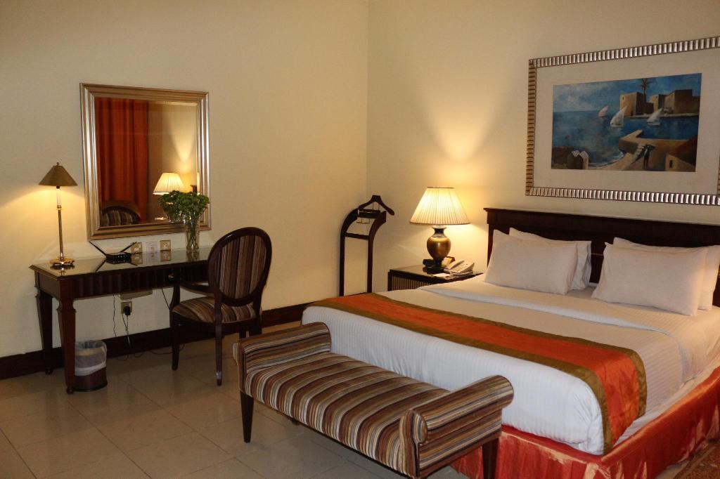 City Seasons Aparthotel