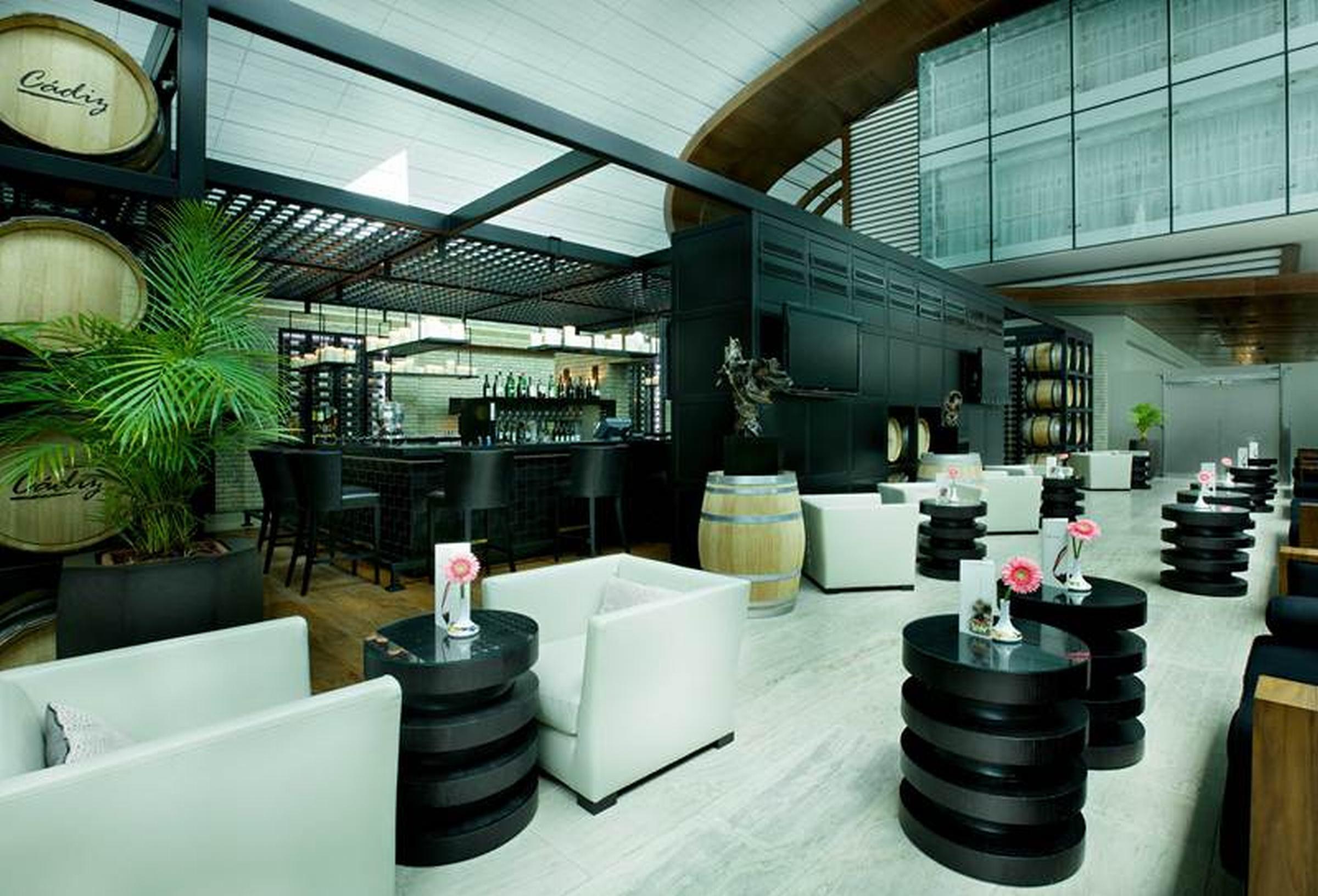 International Terminal Hotel 5*