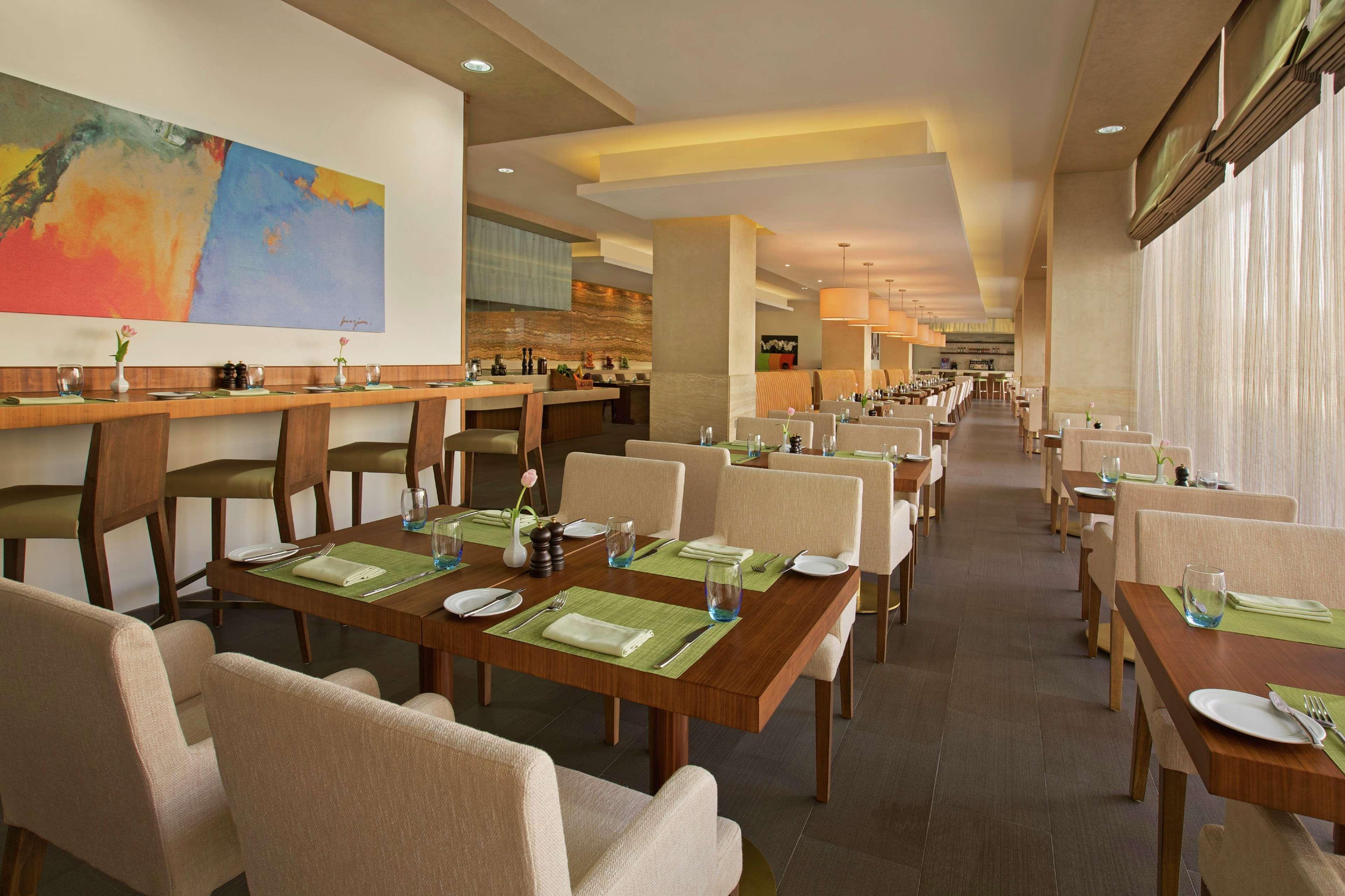 Apart Otel Doubletree By Hilton And Residences - Al Barsha 4*