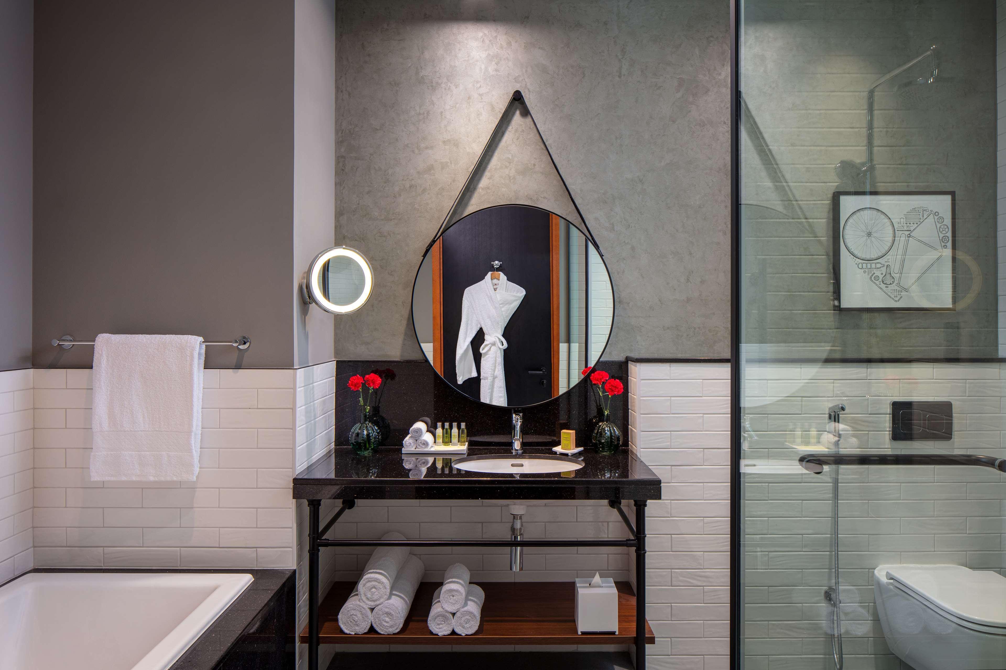 Doubletree By Hilton And Residences - Al Barsha 4* Dubai