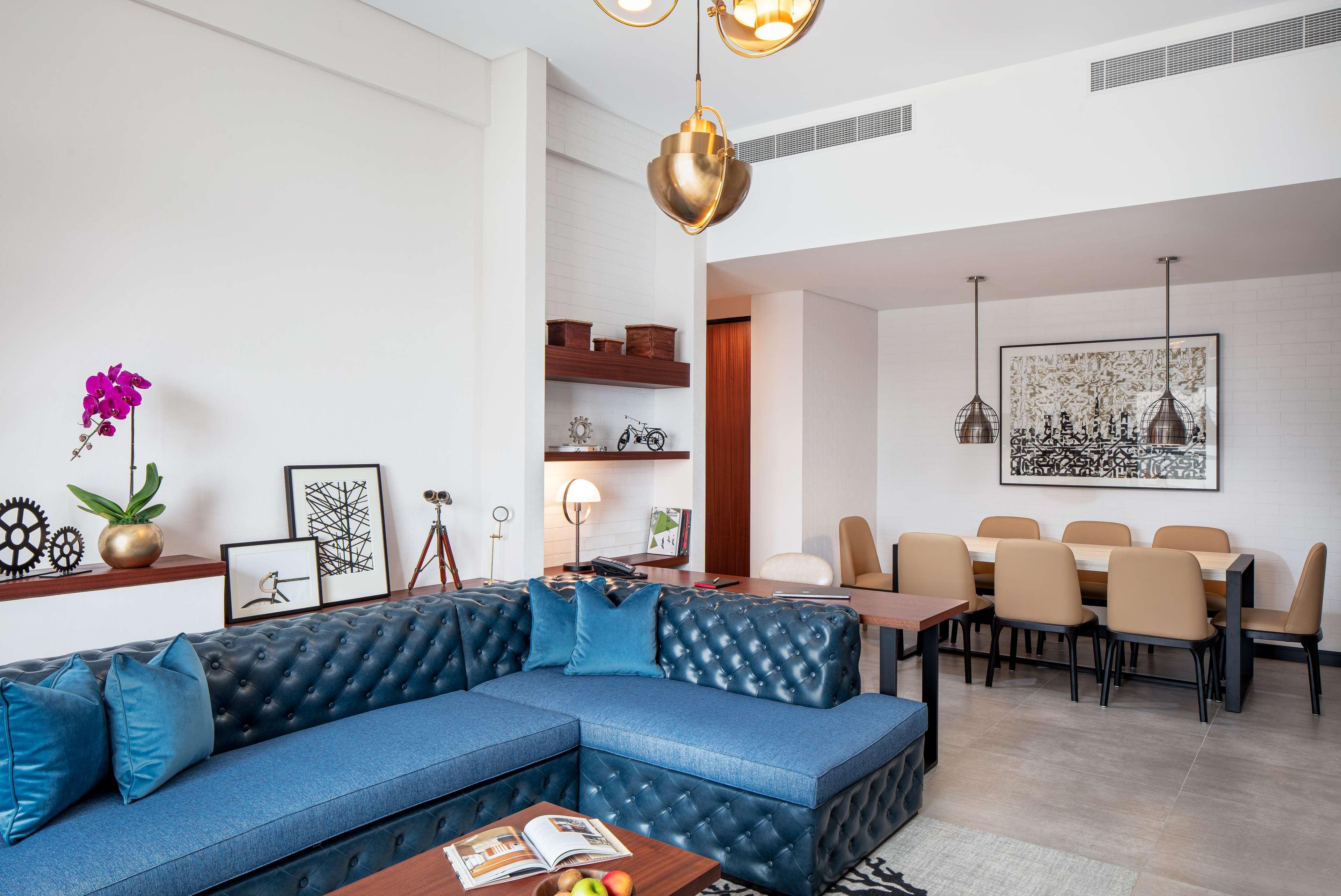 Doubletree By Hilton And Residences - Al Barsha 4*