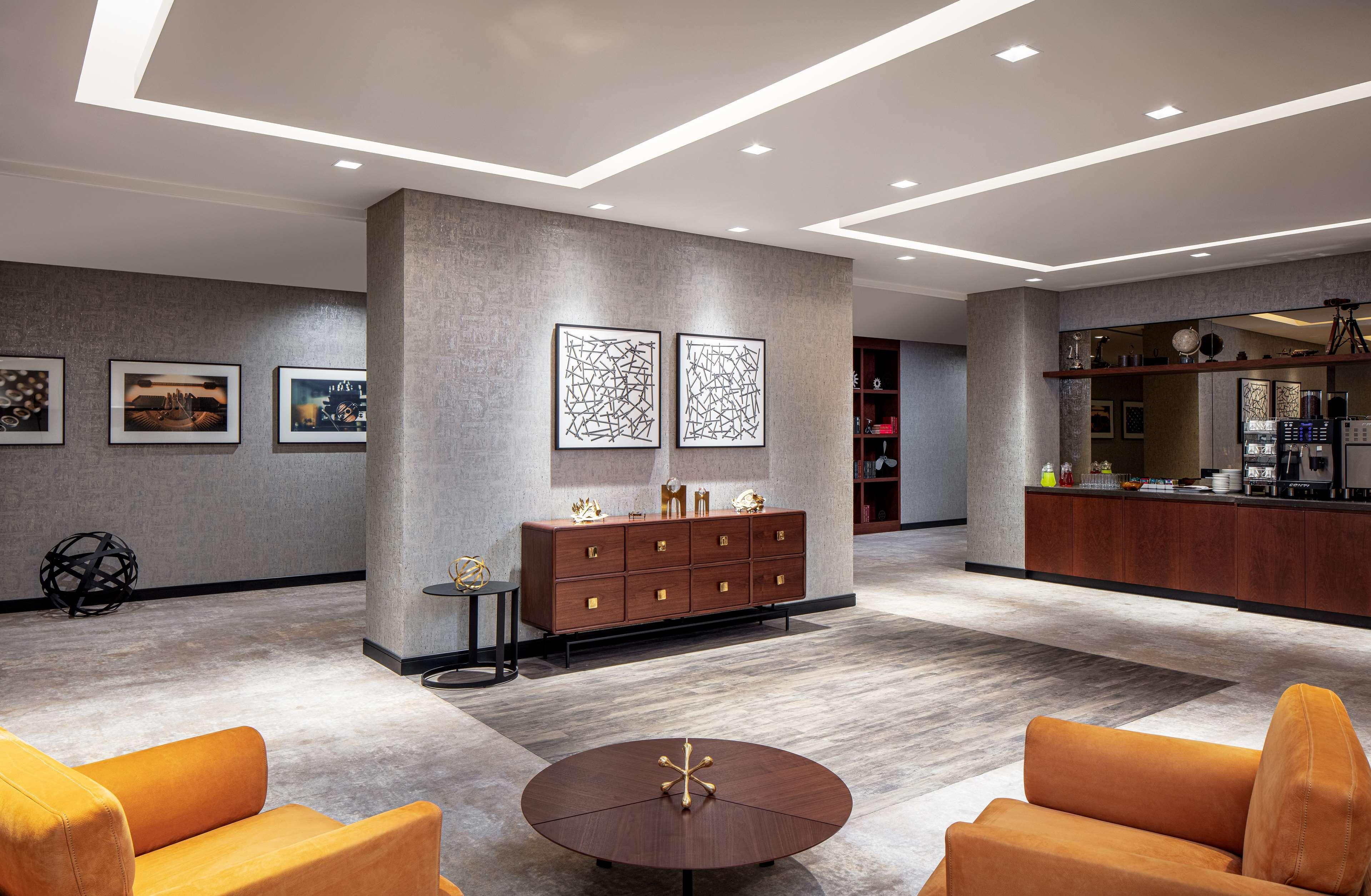 Apart Otel Doubletree By Hilton And Residences - Al Barsha