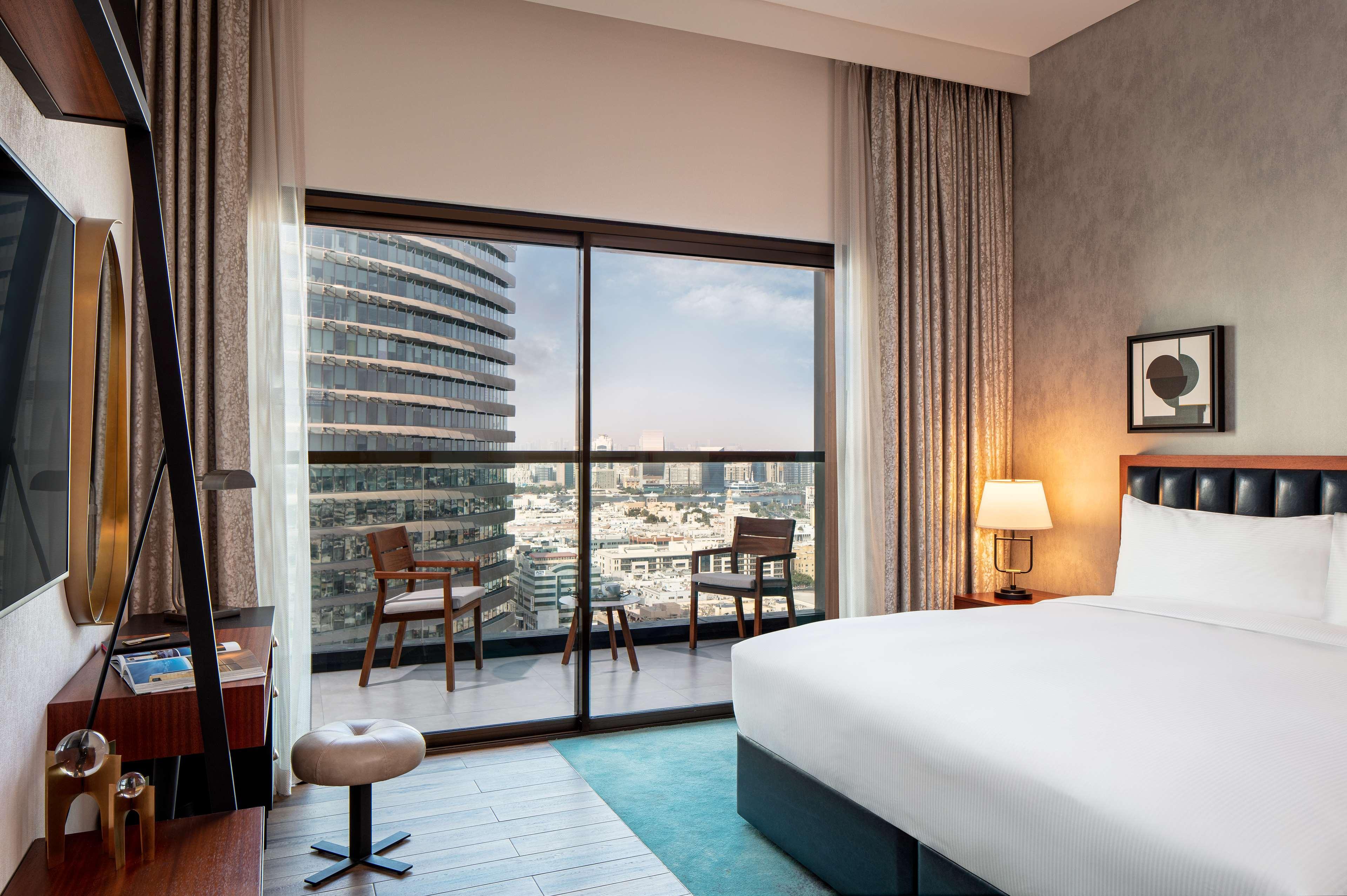 Doubletree By Hilton And Residences - Al Barsha Apart Otel 4*