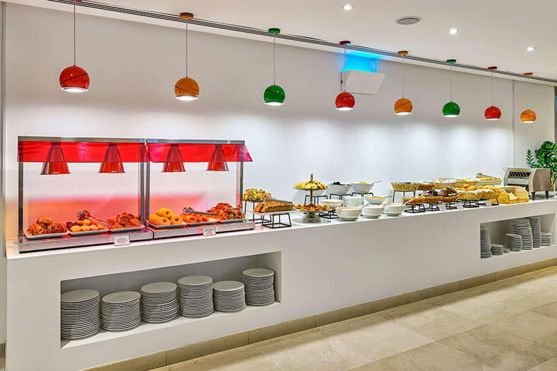 Ramada Hotel, And By Wyndham Jbr Dubai