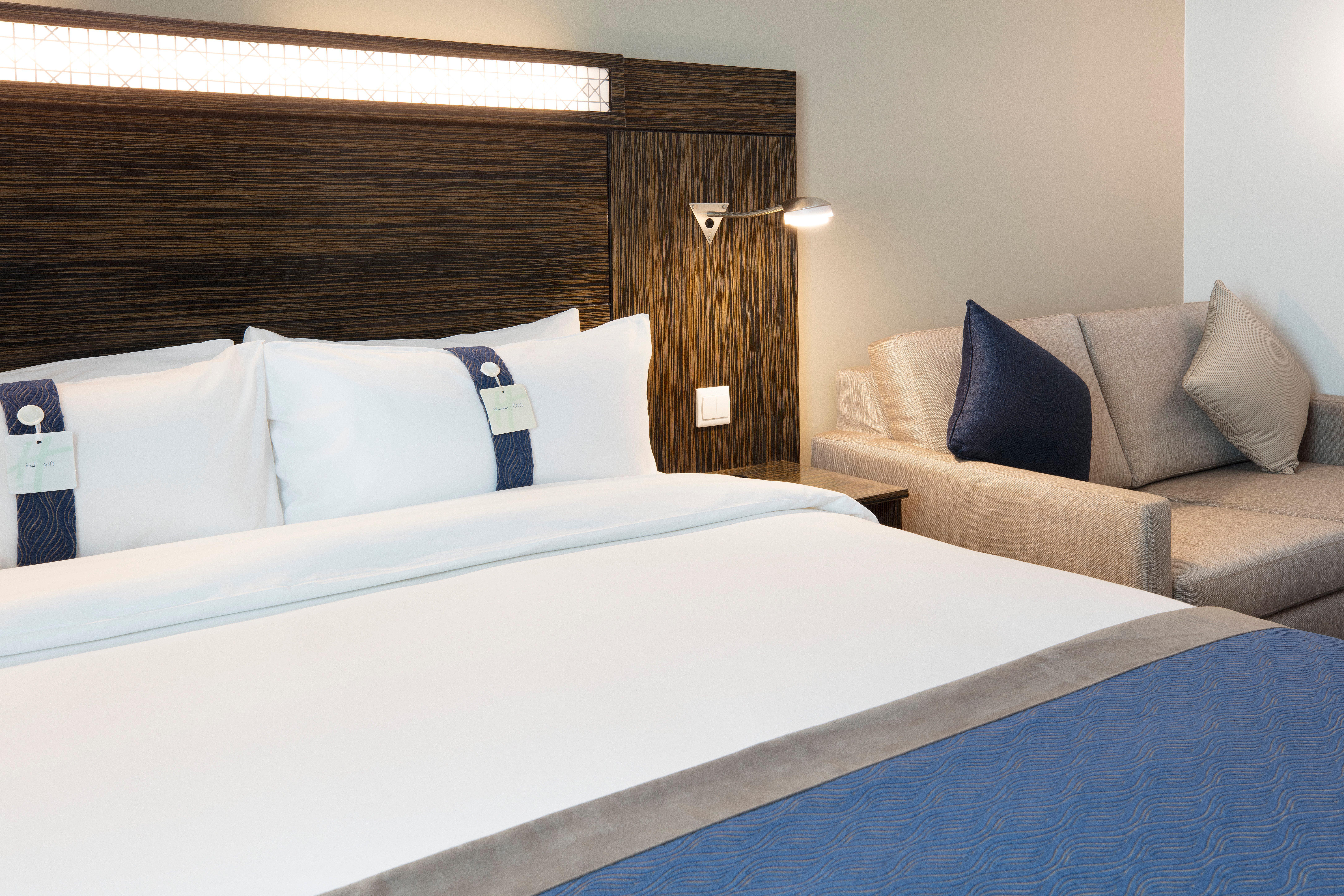 Express Safa Park By Ihg Hotel Dubai
