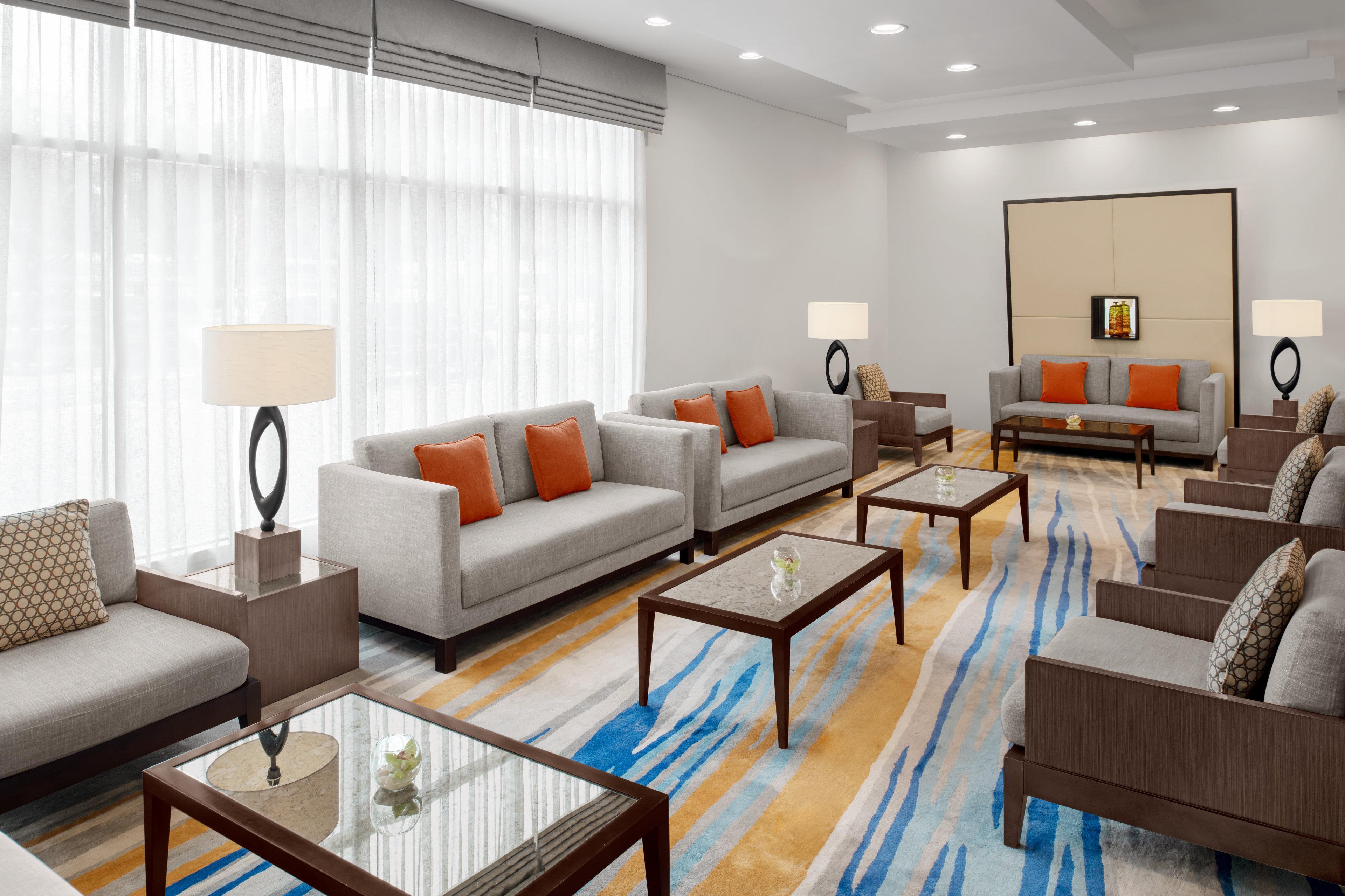 Hotel Express Safa Park By Ihg Dubai