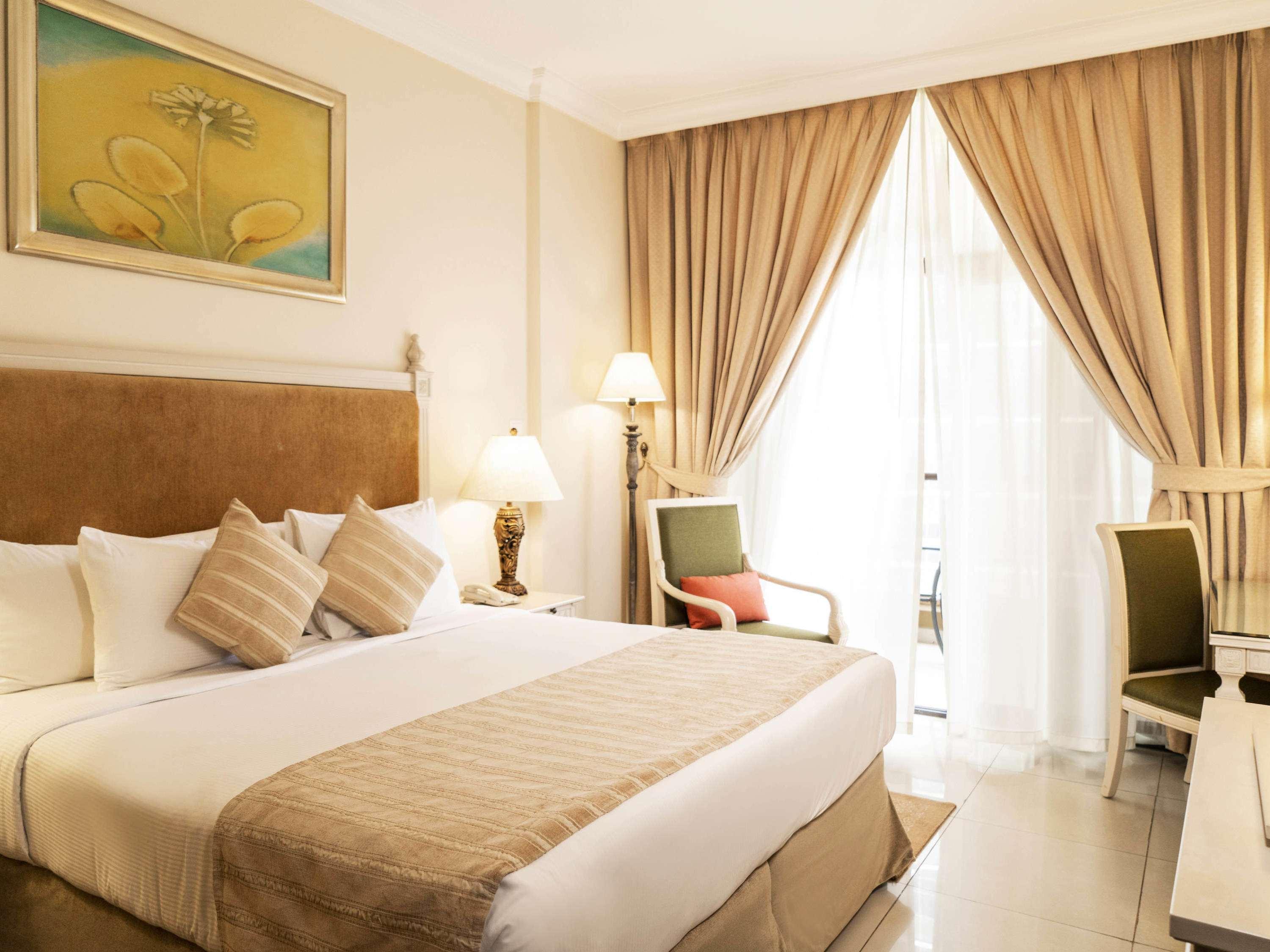 Mercure Barsha Heights Aparthotel 4*