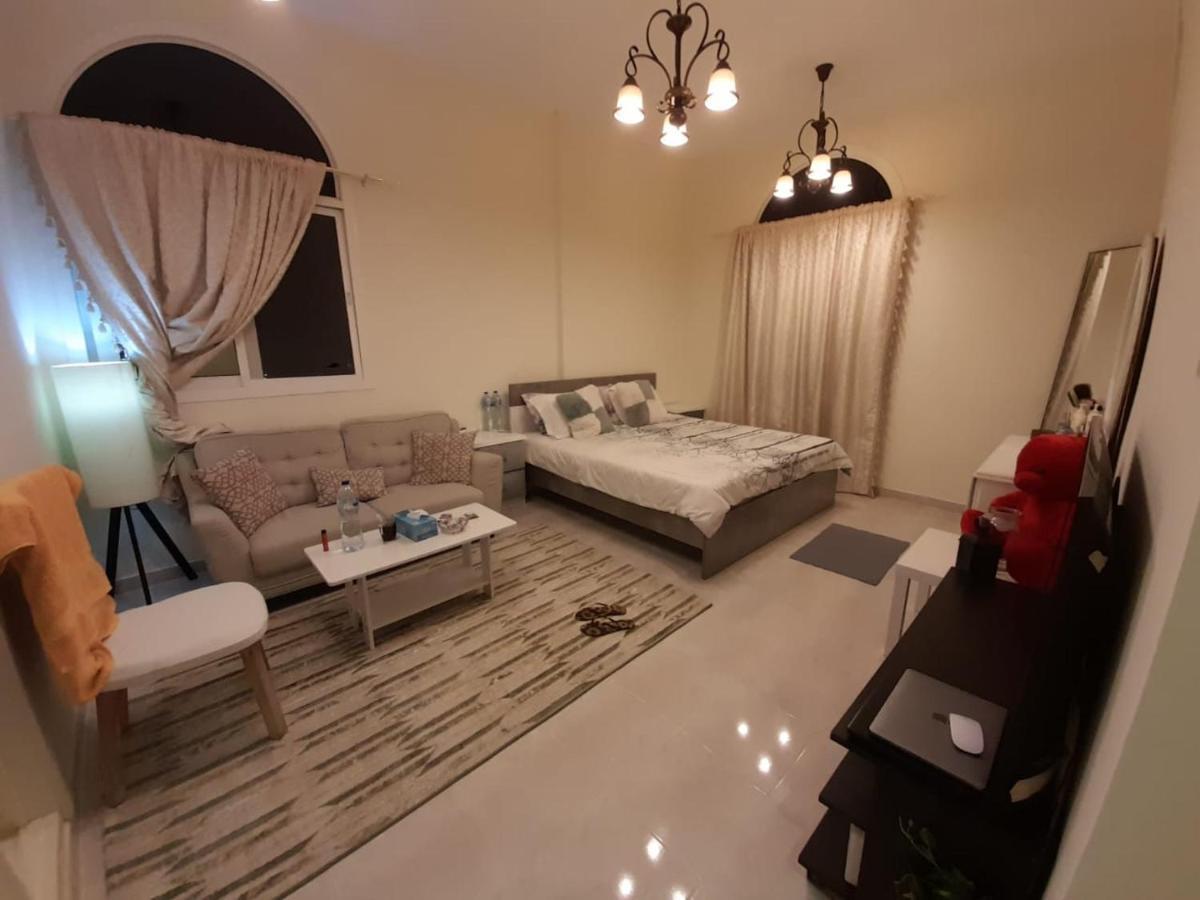 Spacious 2 Bedroom With Maid For Families * Dubai