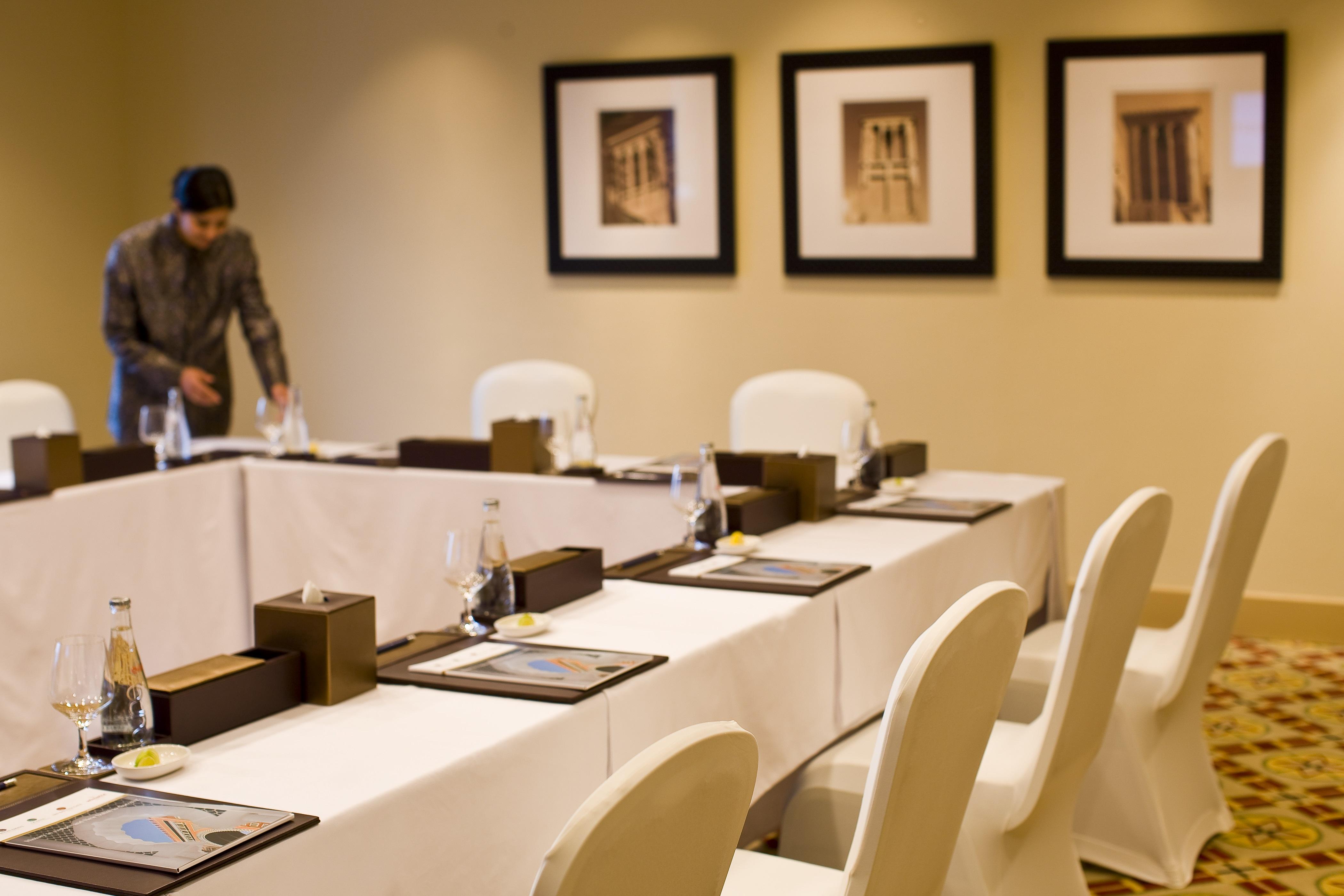 Oaks Ibn Battuta Gate Hotel 5*