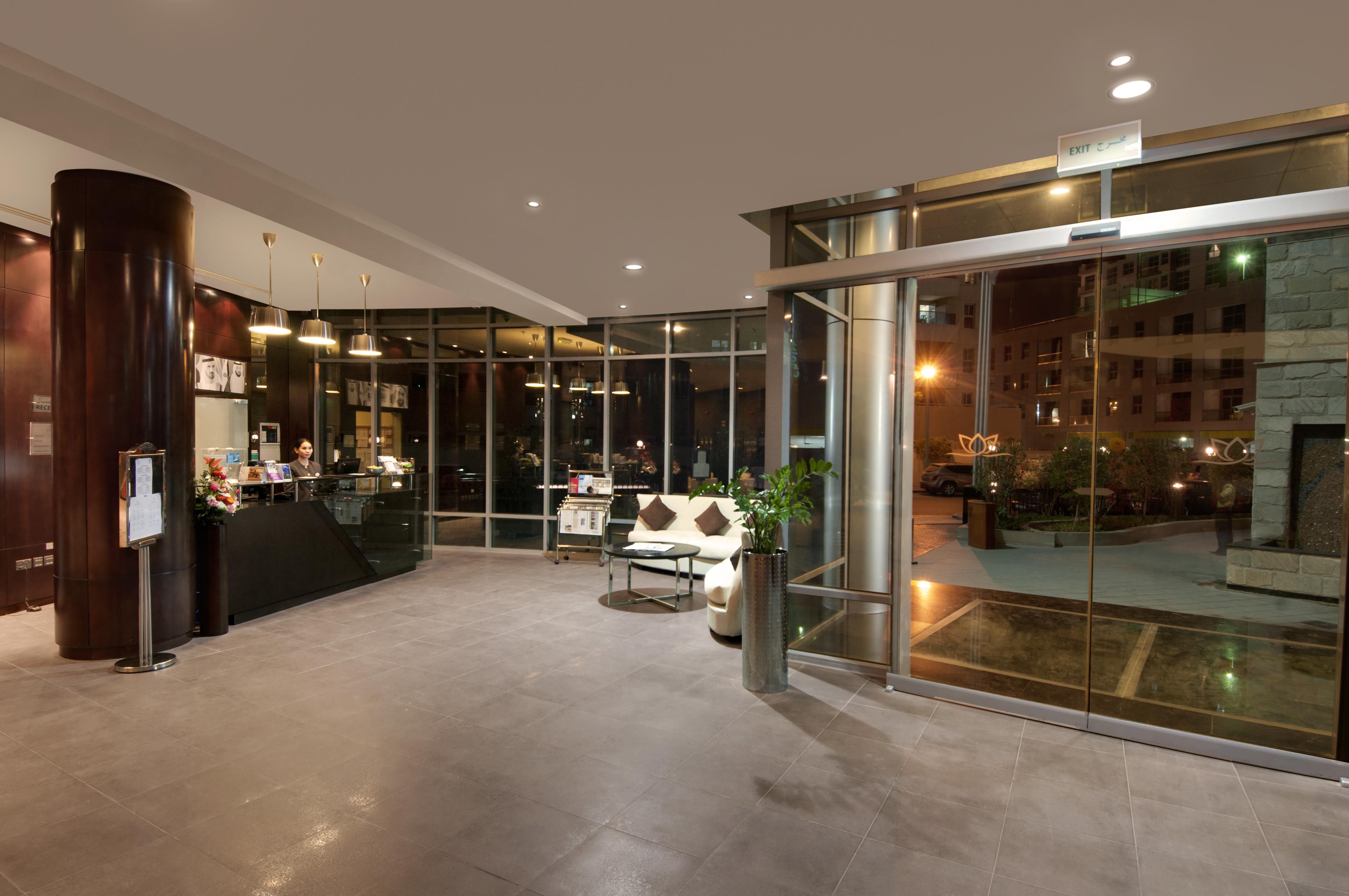 Signature And 4* Dubai