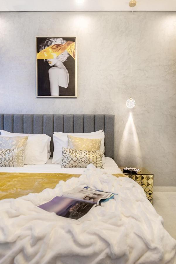The Smart Concierge - Waves By Kasco Apartment