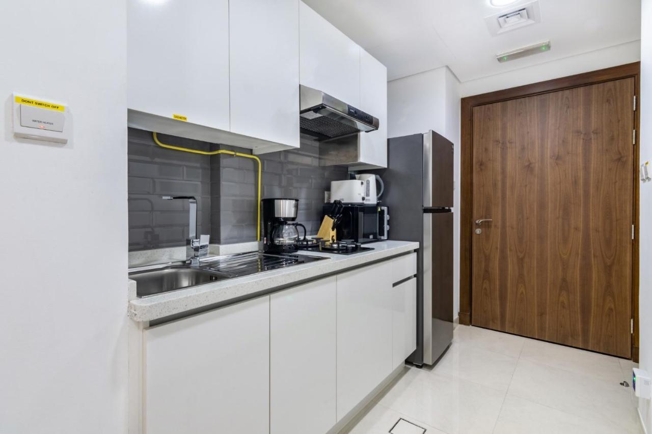 The Smart Concierge - Waves By Kasco Apartment *