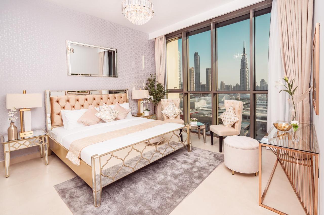 Elite Royal Apartment: Panoramic Burj Khalifa View & Mall Access