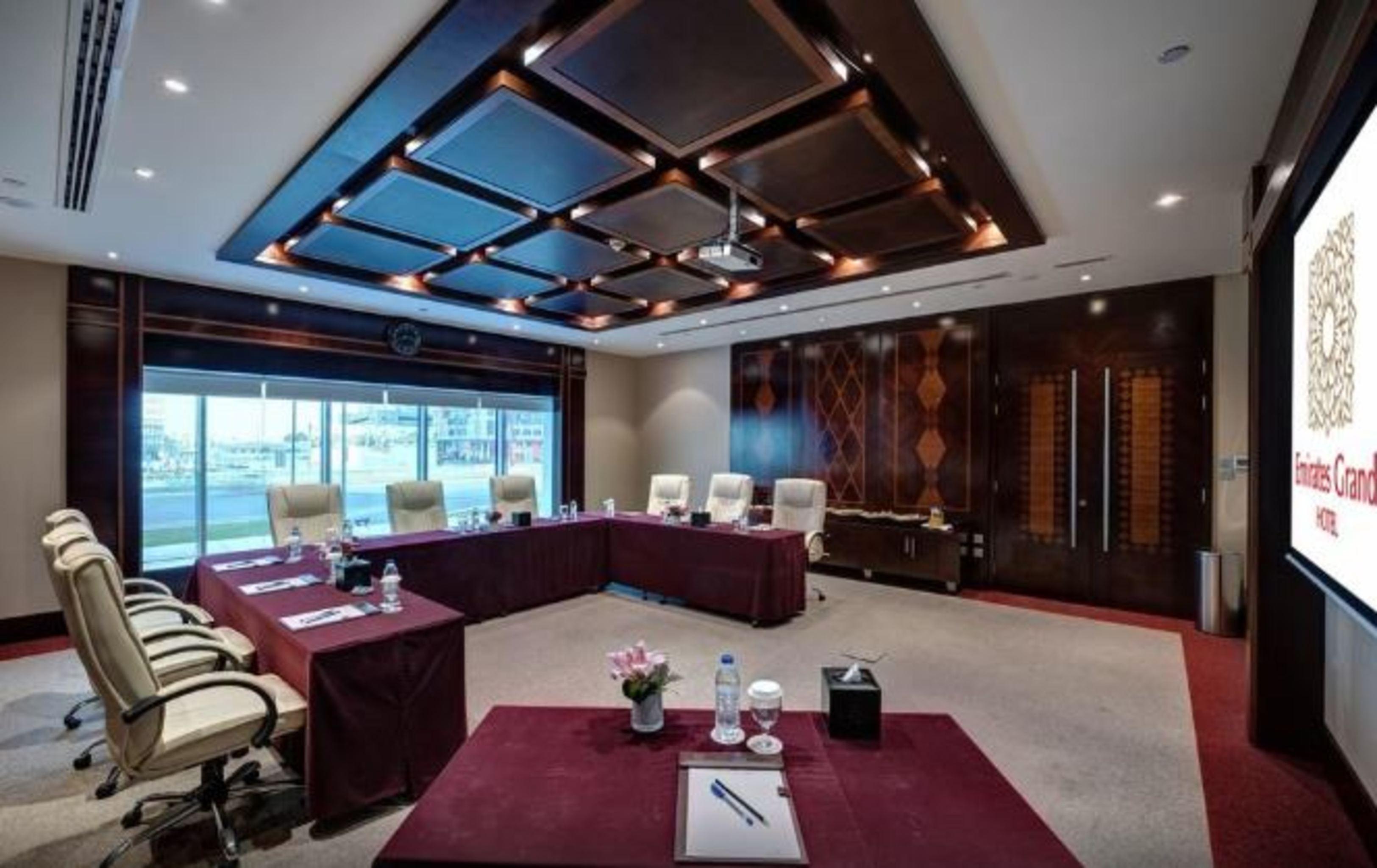 By Marriott Sheikh Zayed Road, 4* Dubai