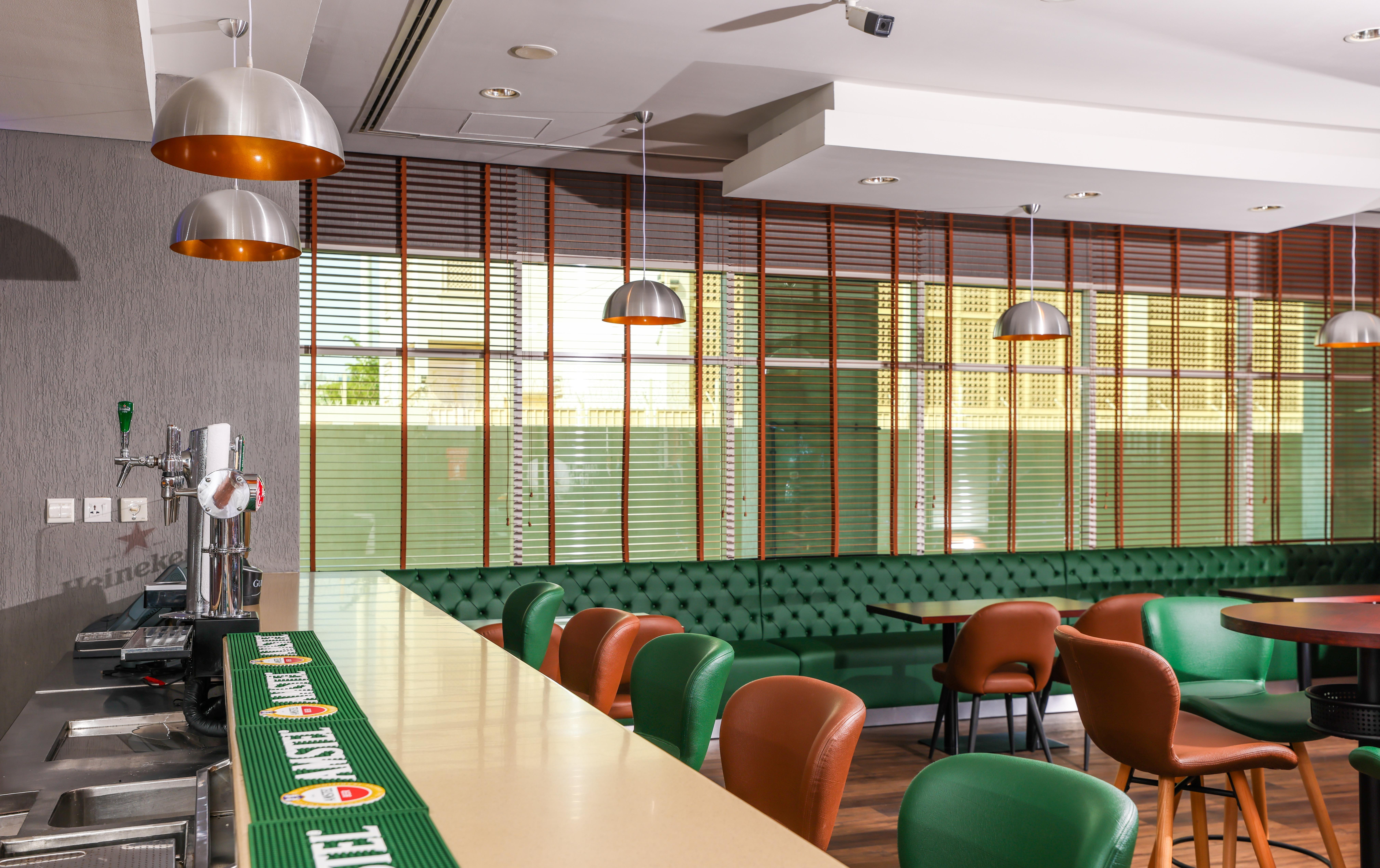 Otel Express Dubai, Jumeirah By Ihg Dubai