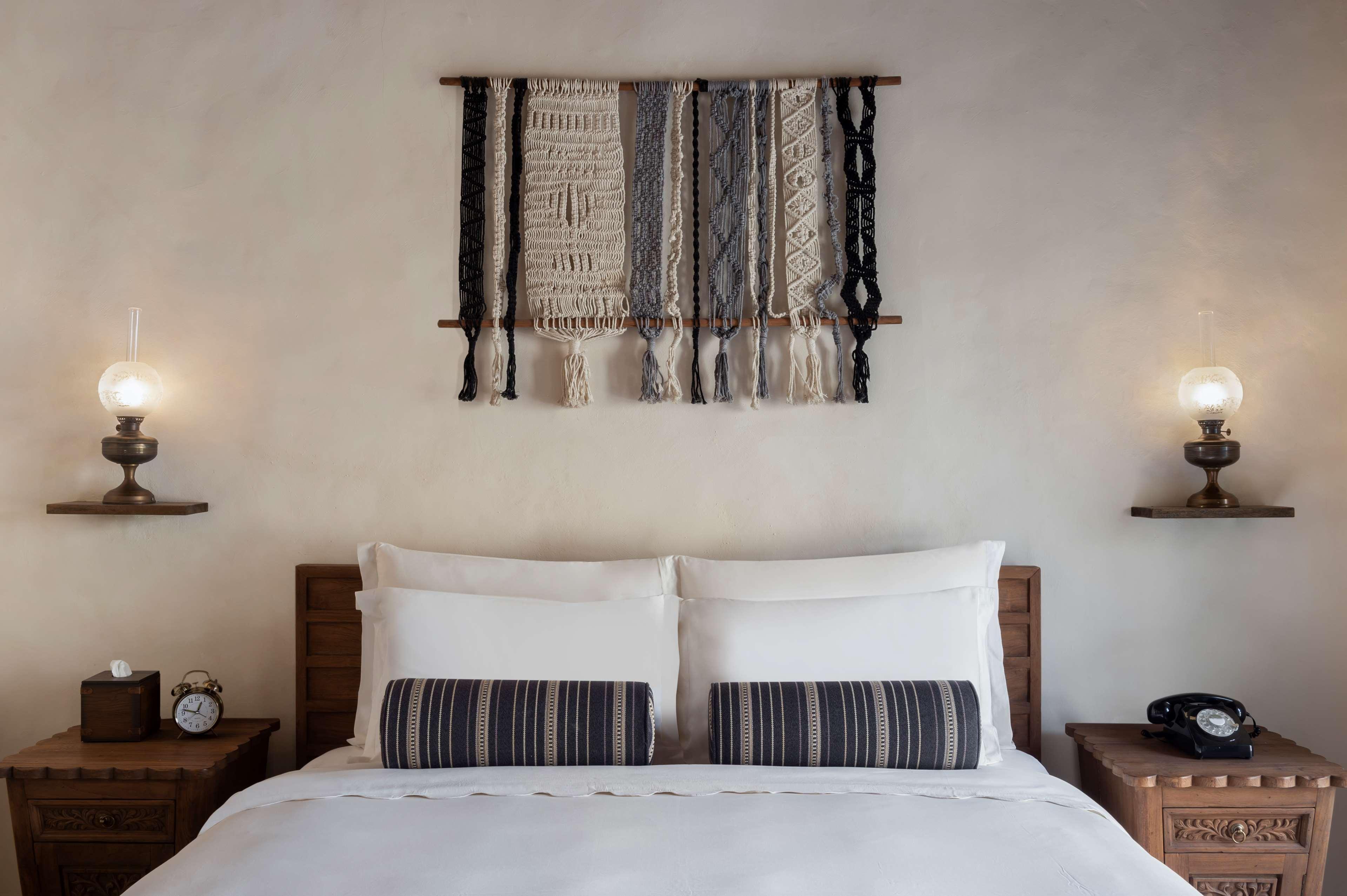 Al Seef Heritage Dubai, Curio Collection By Hilton Hotel Dubai
