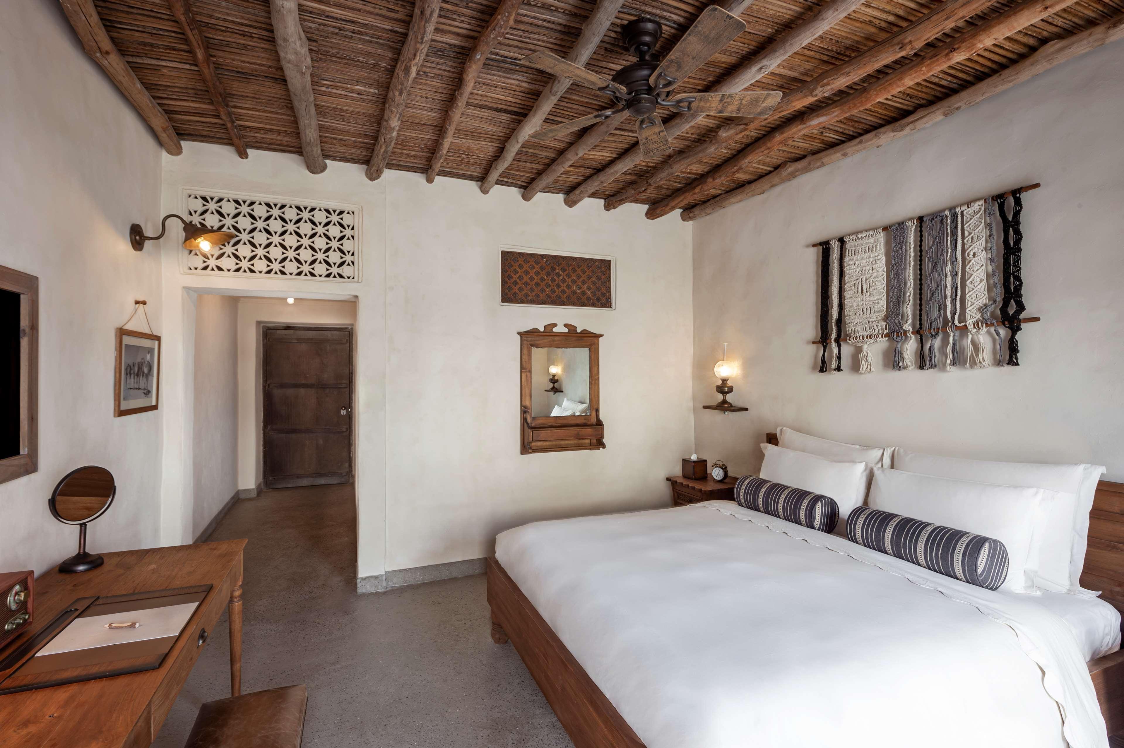 Al Seef Heritage Dubai, Curio Collection By Hilton Dubai