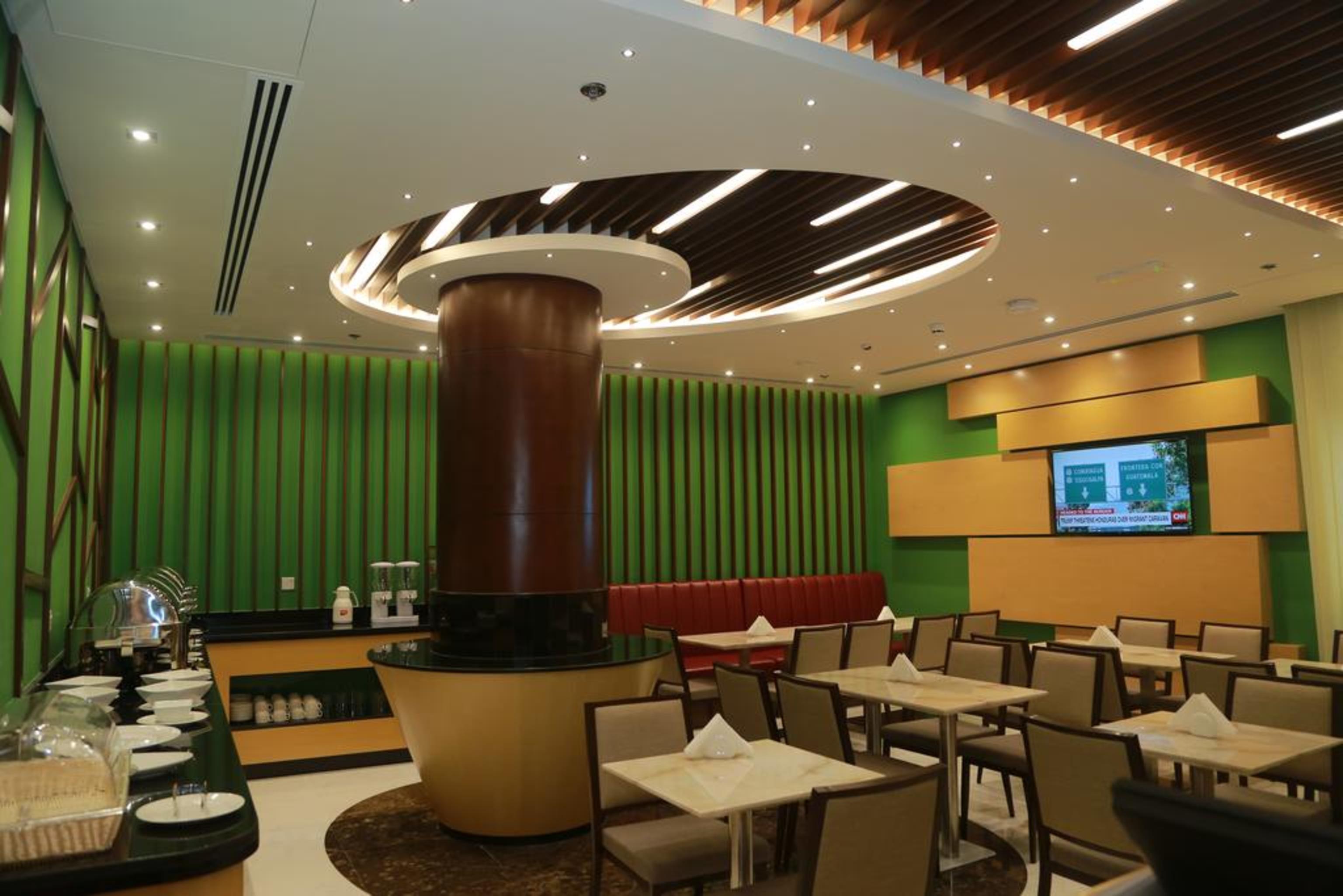 Tulip Al Barsha Aparthotel 4*